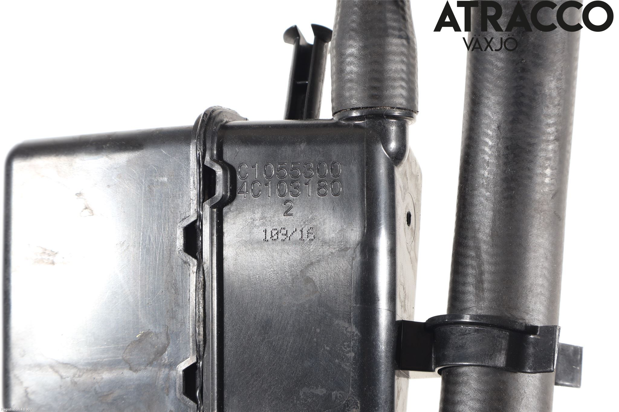 Audi A4/S4 B9 16-19 Adblue Tank