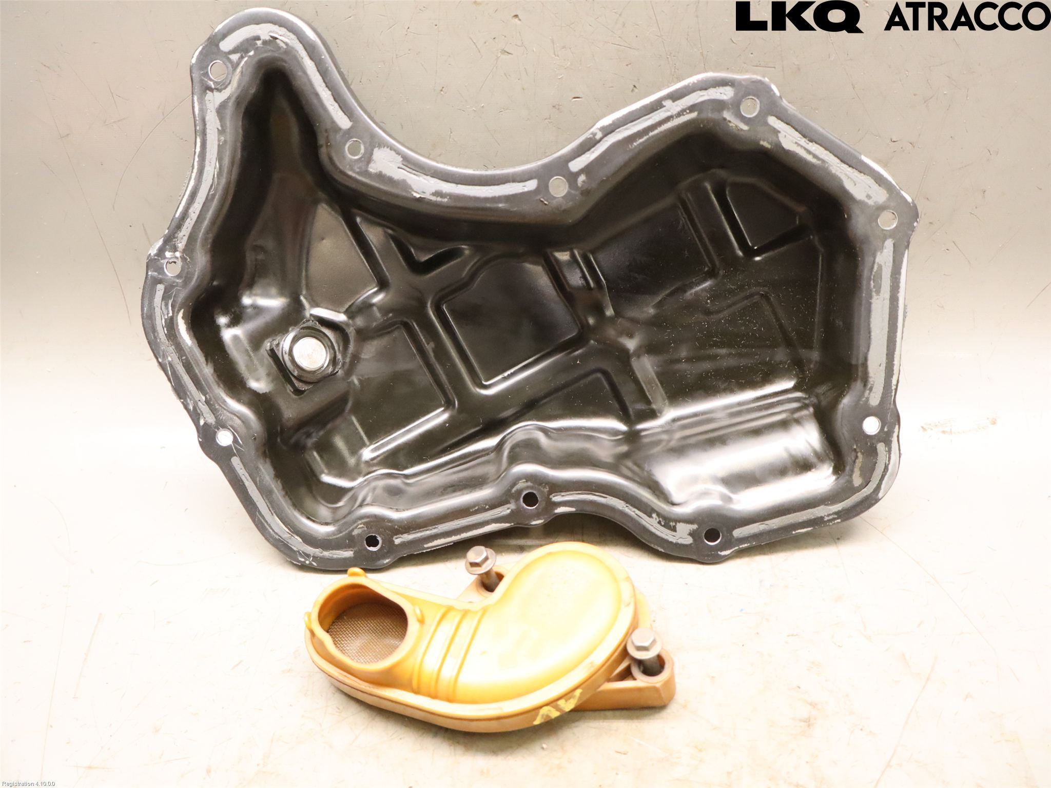 Nissan PULSAR Oljetråg