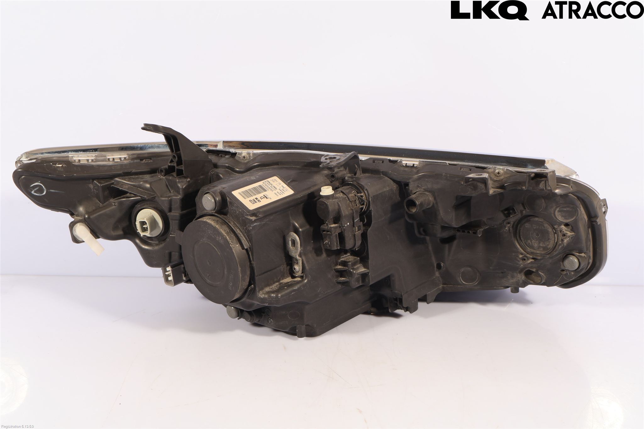 Toyota AURIS 13-19 Strålkastare Vänster