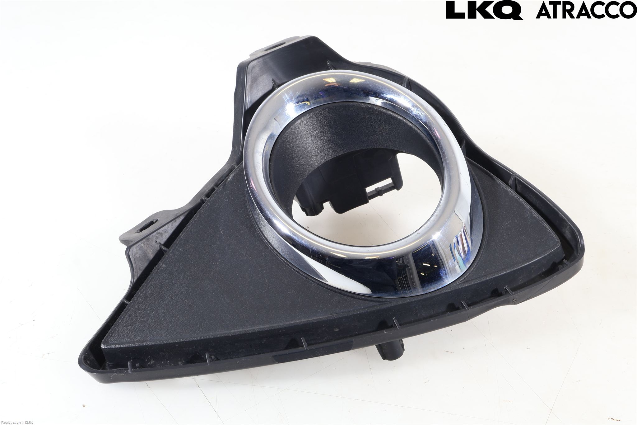 Toyota AURIS 13-19 Dimljussarg Fram