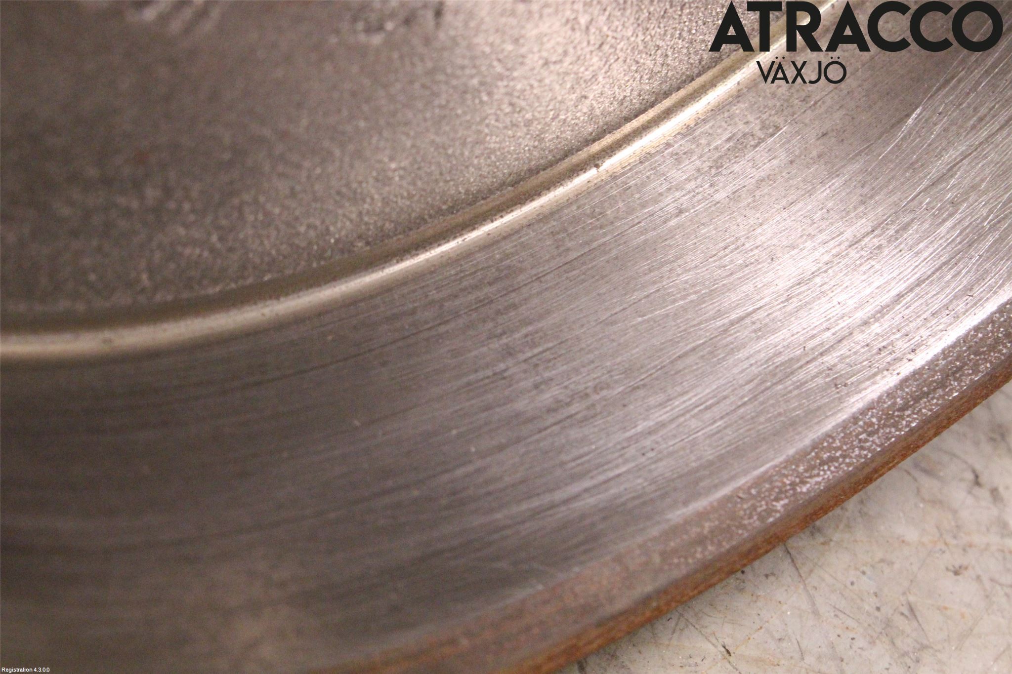 Volkswagen VW ID.4 21- Bromstrumma Bak