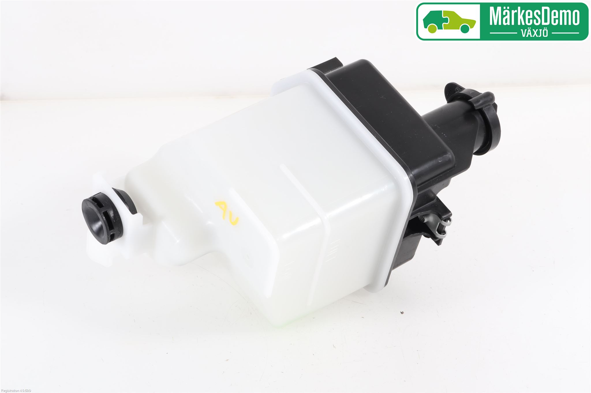 Mazda CX-30 20- Expansionstank