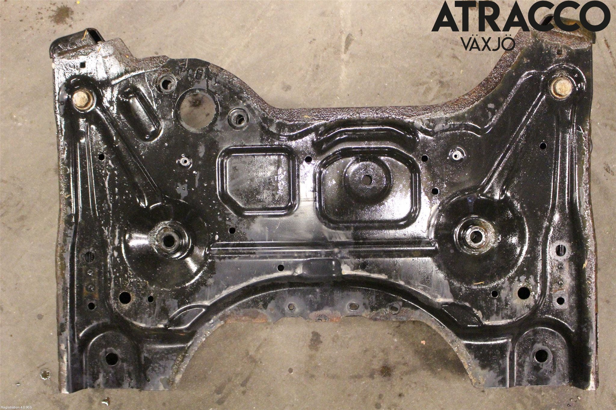 Toyota PROACE II 16- Framvagnsbalk