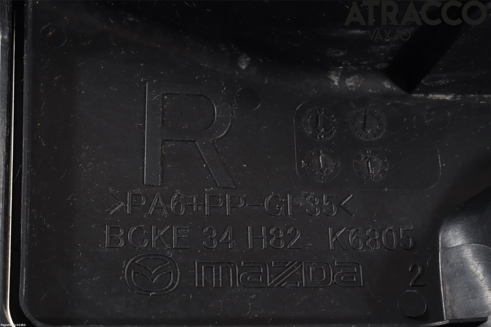 Mazda CX-30 20- Hasplåt Plåt-Plast