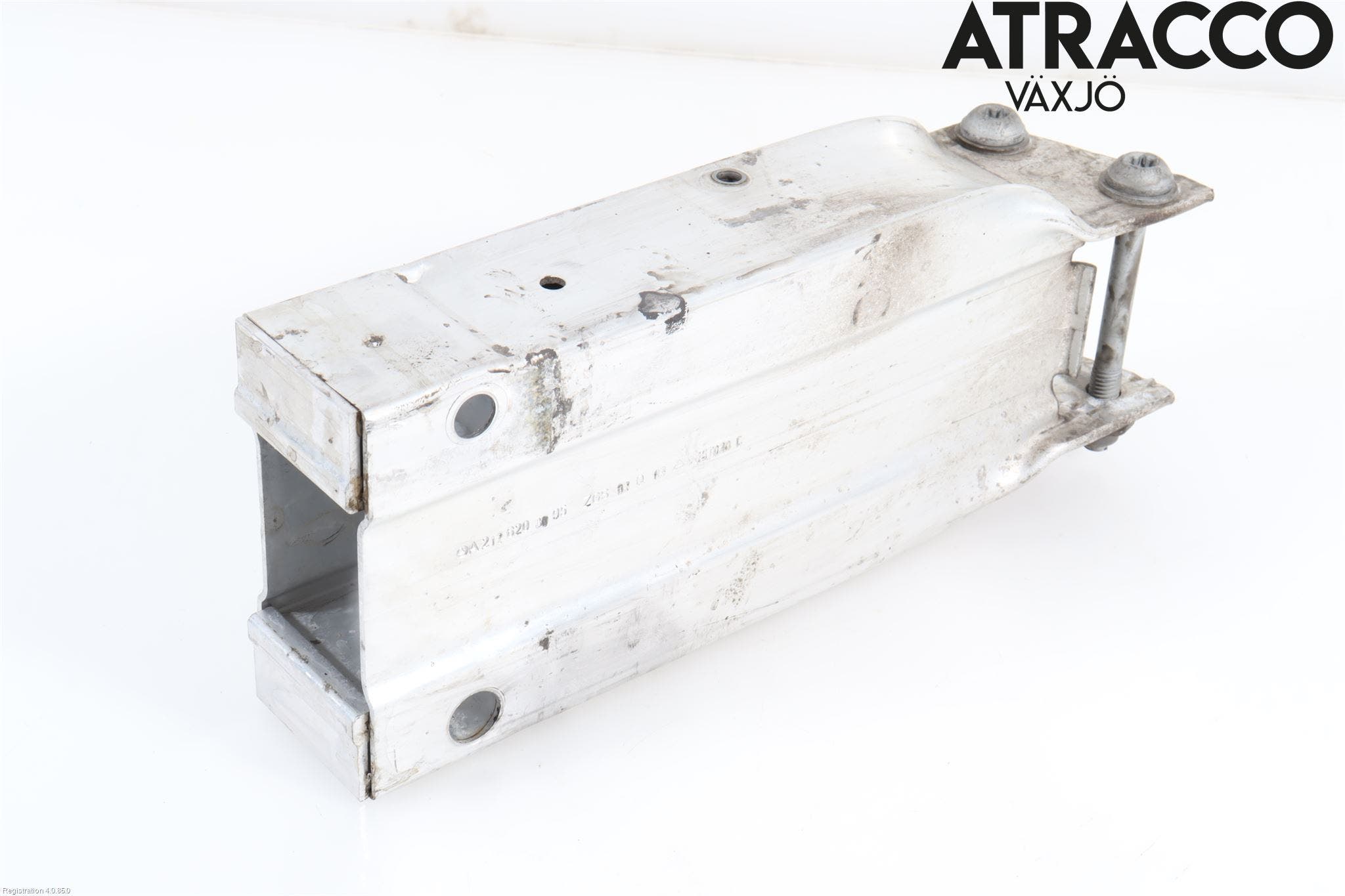 Mercedes-Benz MB E-KLASS (W212) 09-16 Stötfångarbärjärn Fram