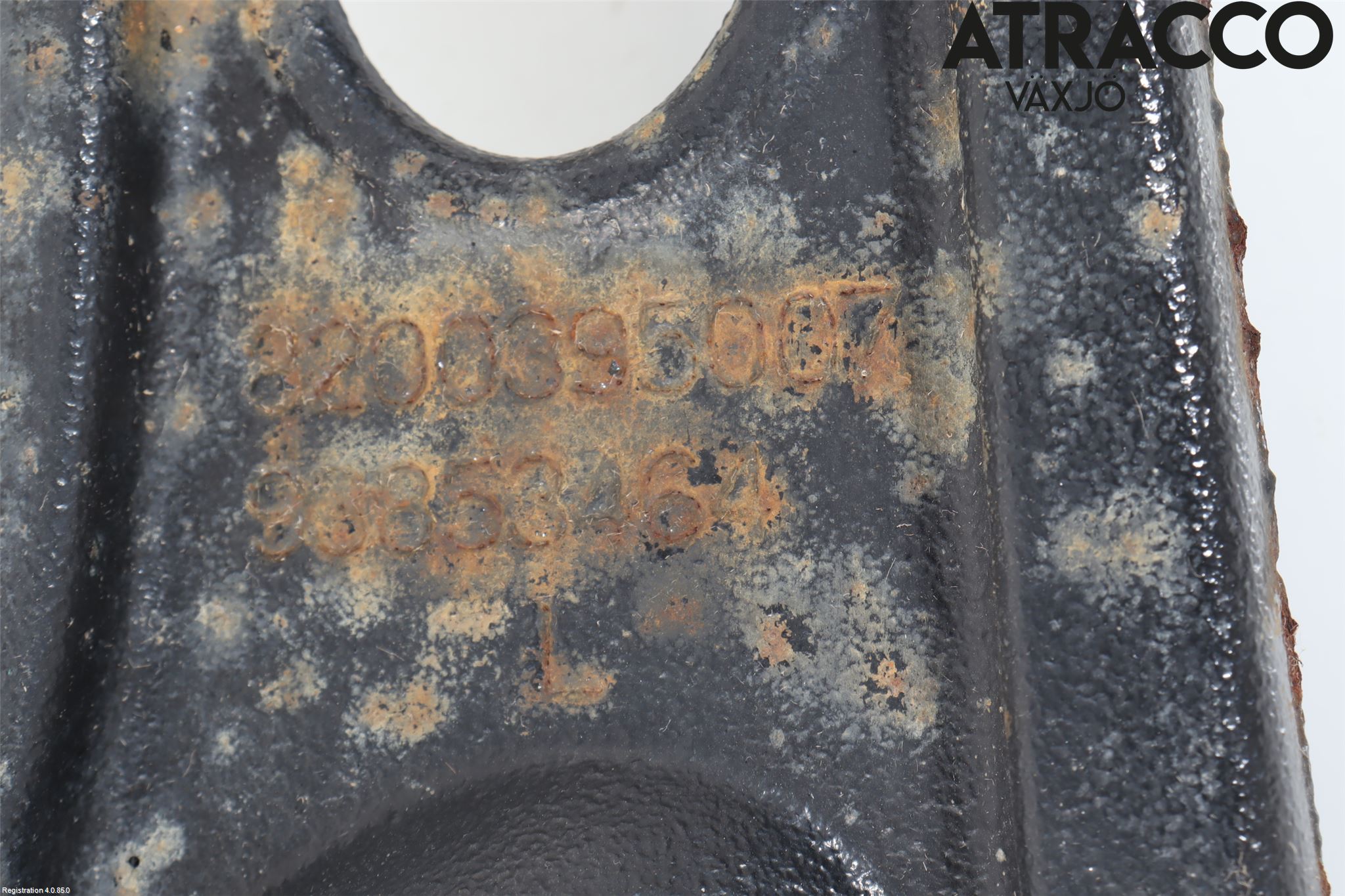 Opel VIVARO 01-14 Bärarm Fram Undre Vä