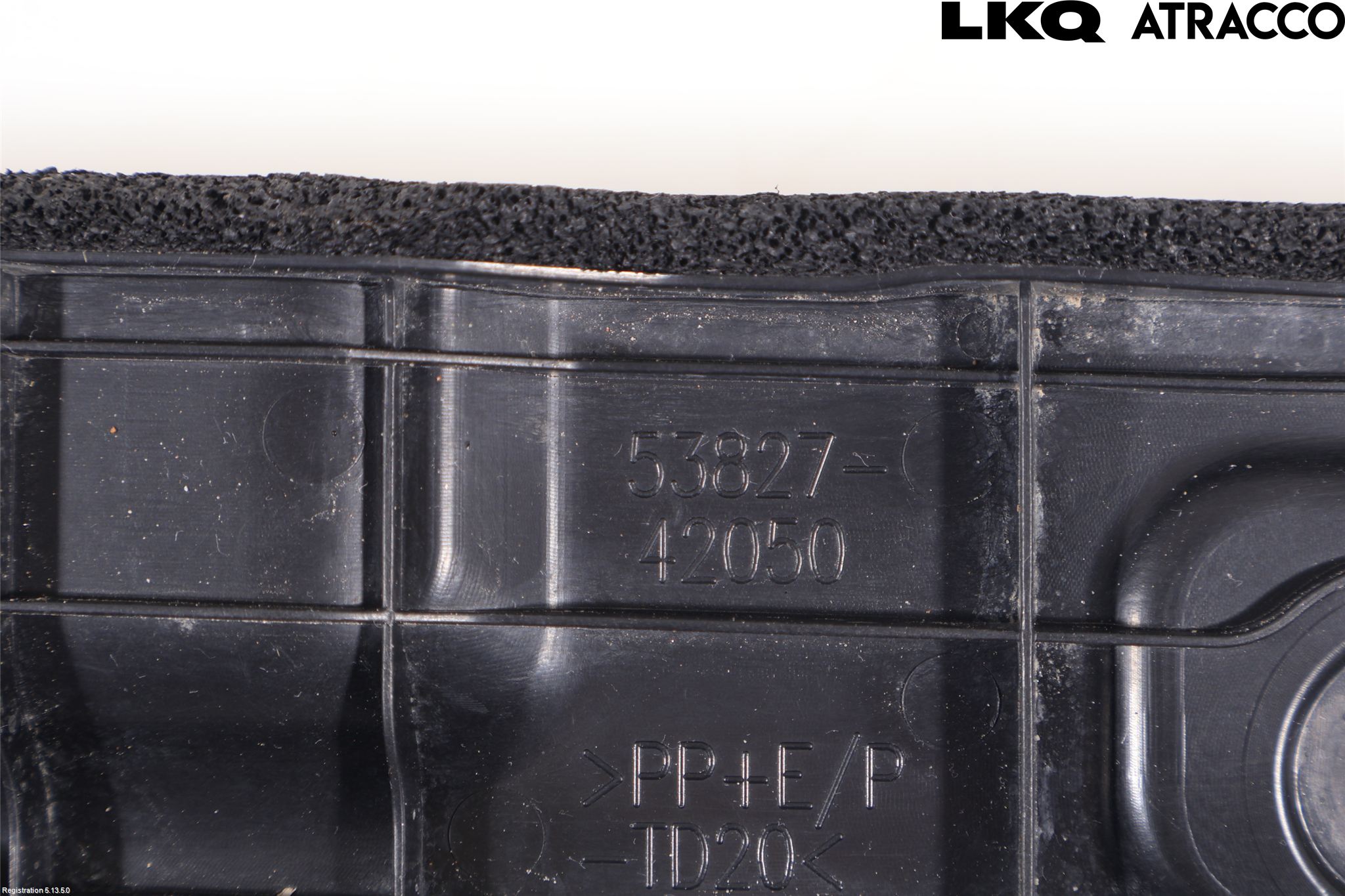 Toyota RAV4 13-18 Skärm Hörn Utfyllnad Fram