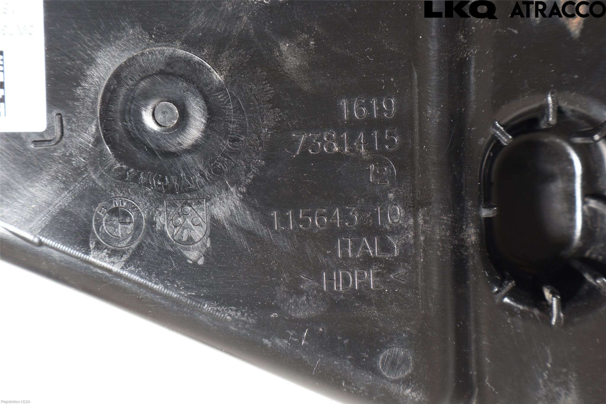 BMW 5 G30/G31/F90 17-23 Adblue Tank