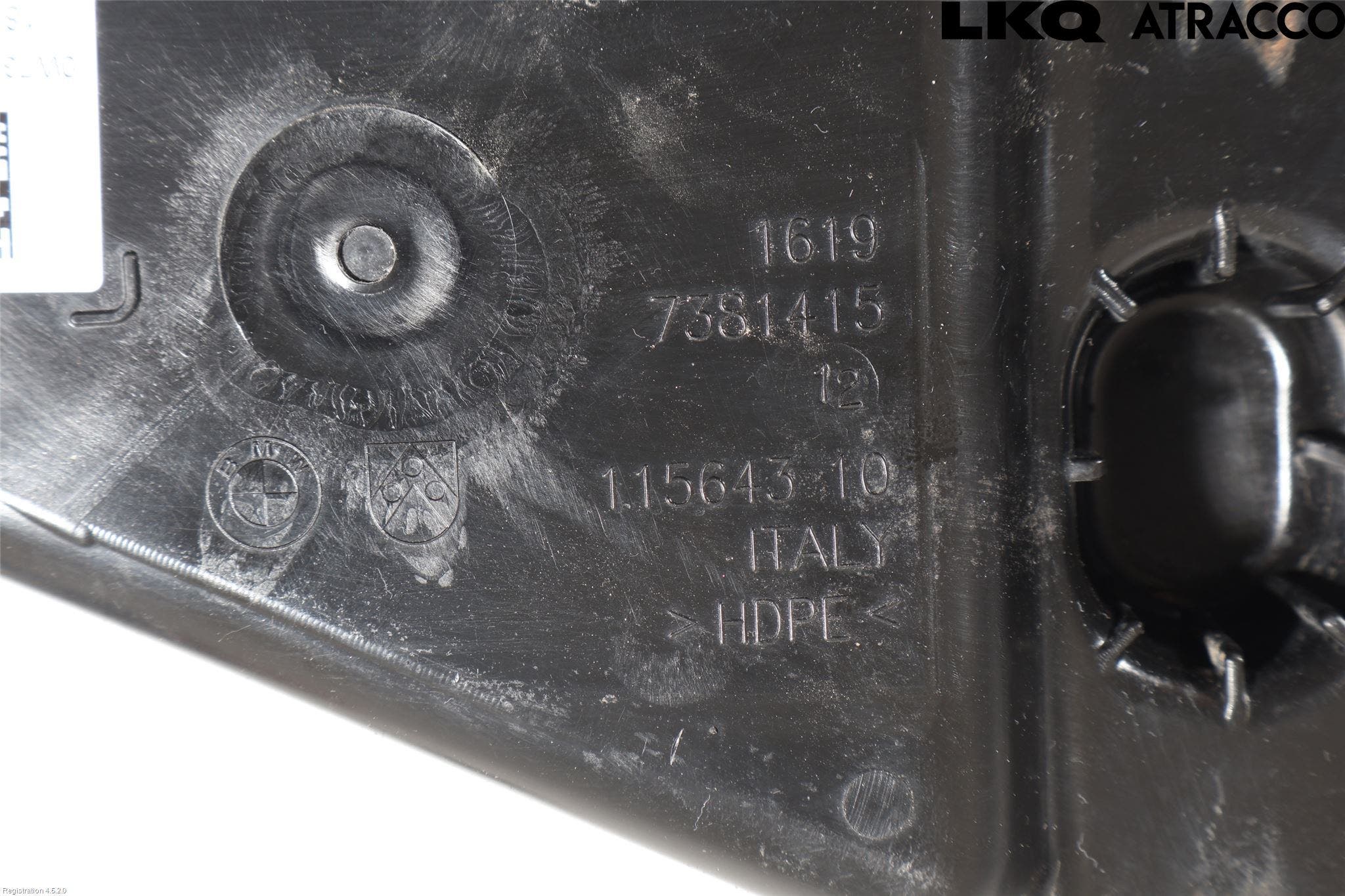 BMW 5 G30/G31/F90 17-23 Adblue Tank