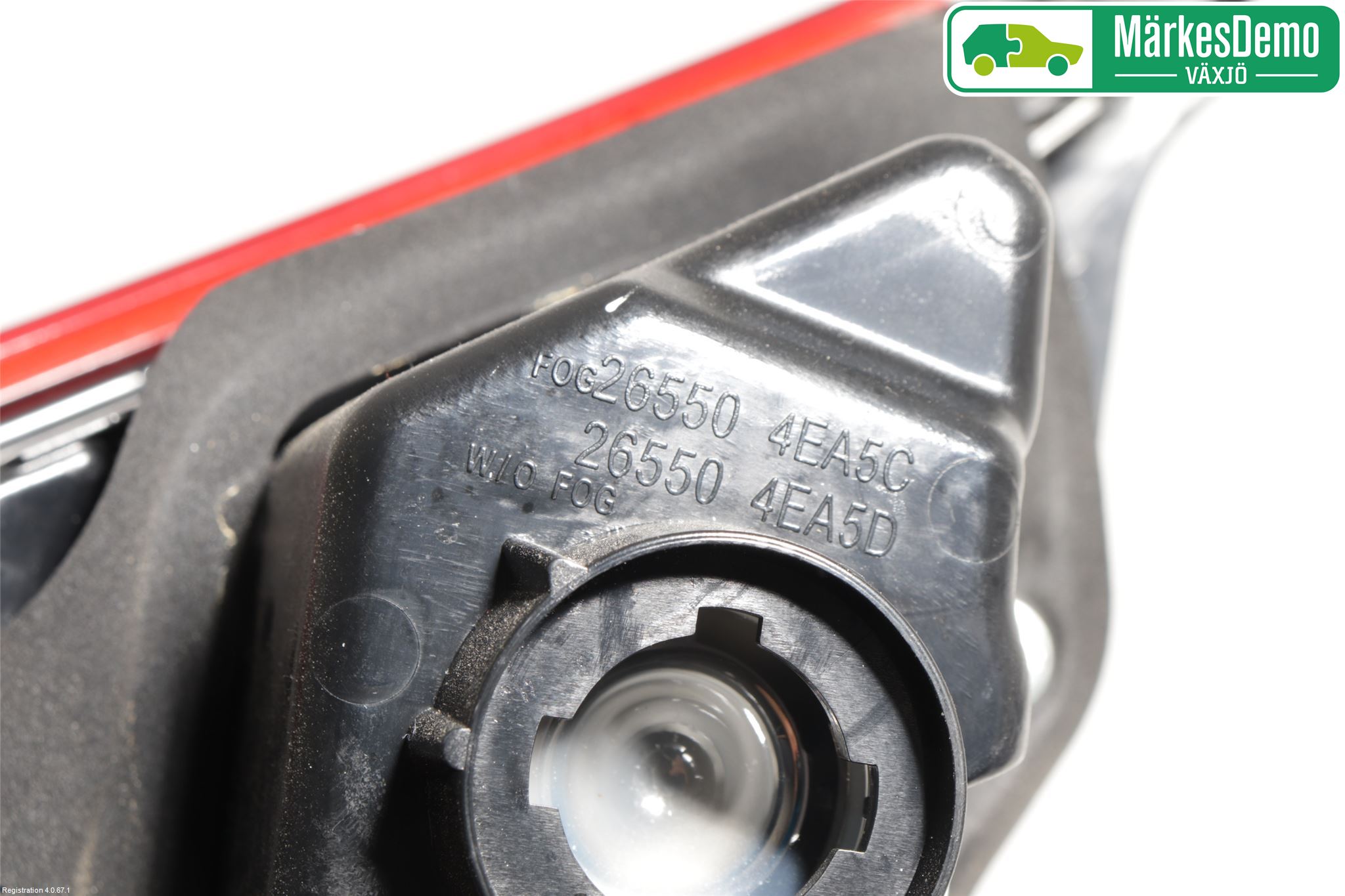Nissan QASHQAI 14-17 Bakljus Lucka Hö