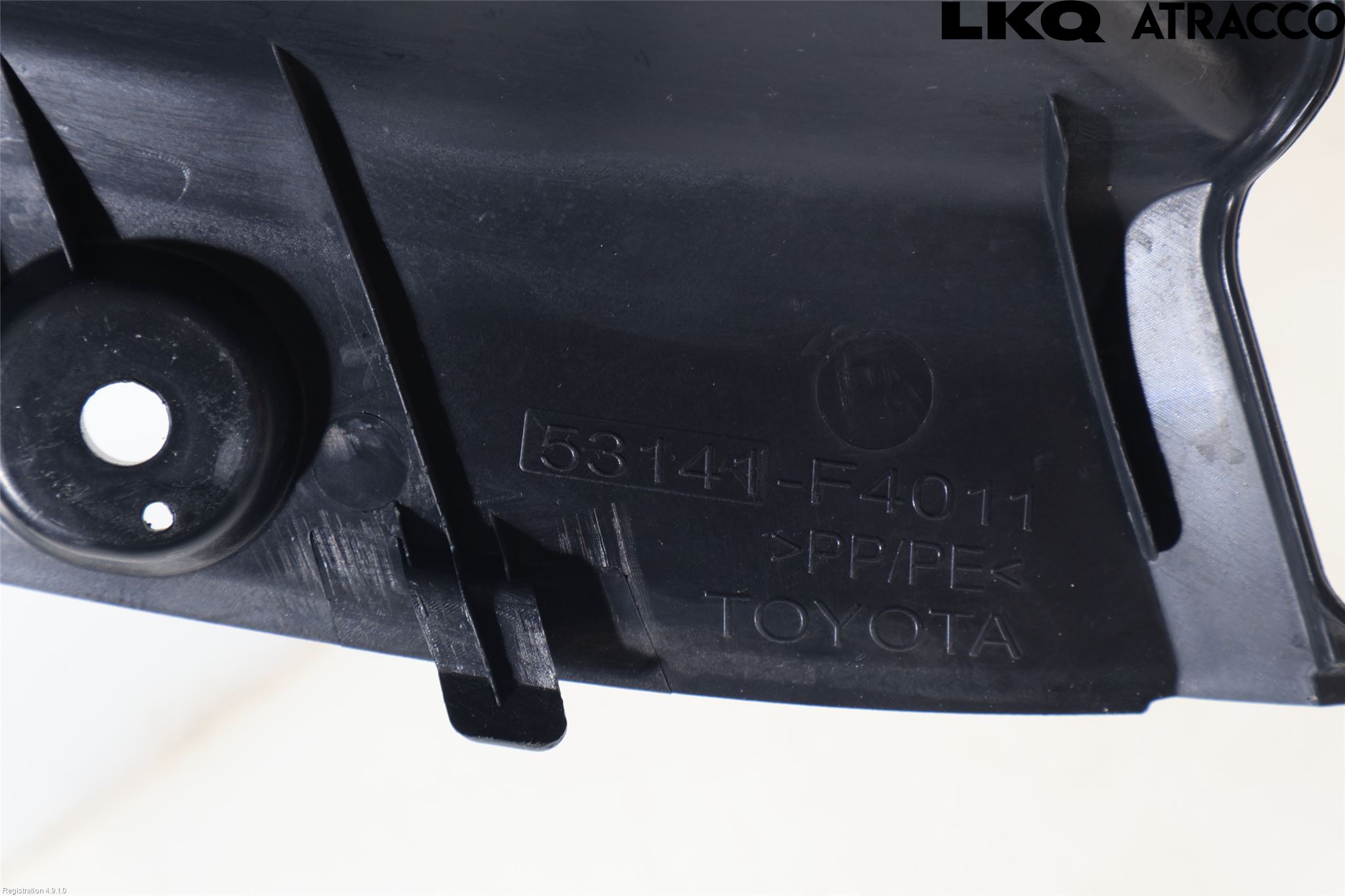 Toyota C-HR 16-23 Täckplast Front