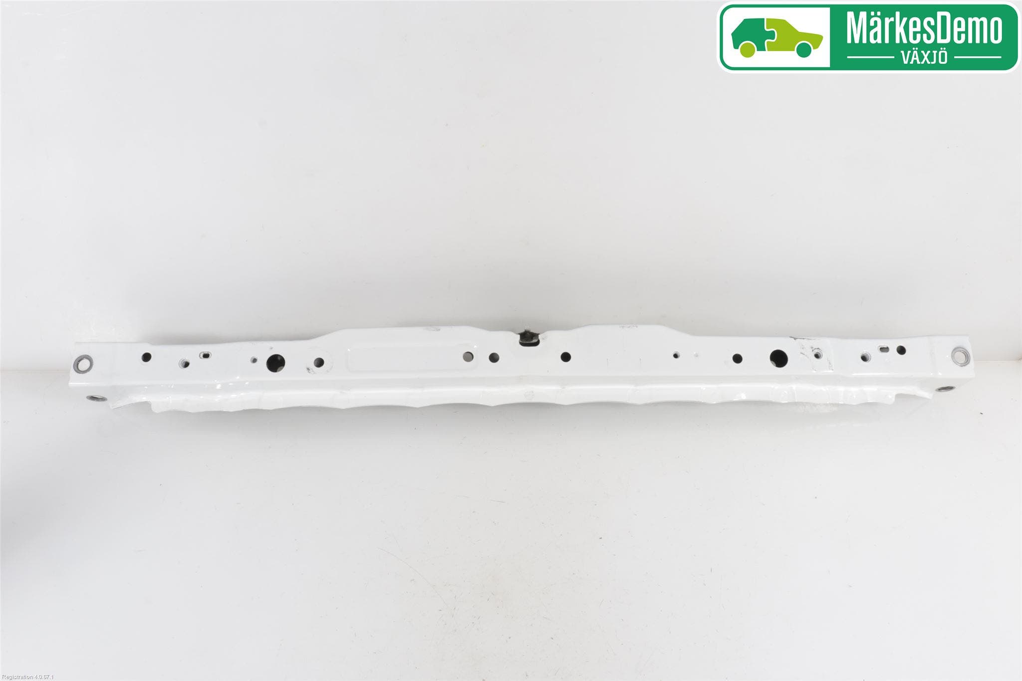 Toyota RAV4 13-18 Frontplåt Övre