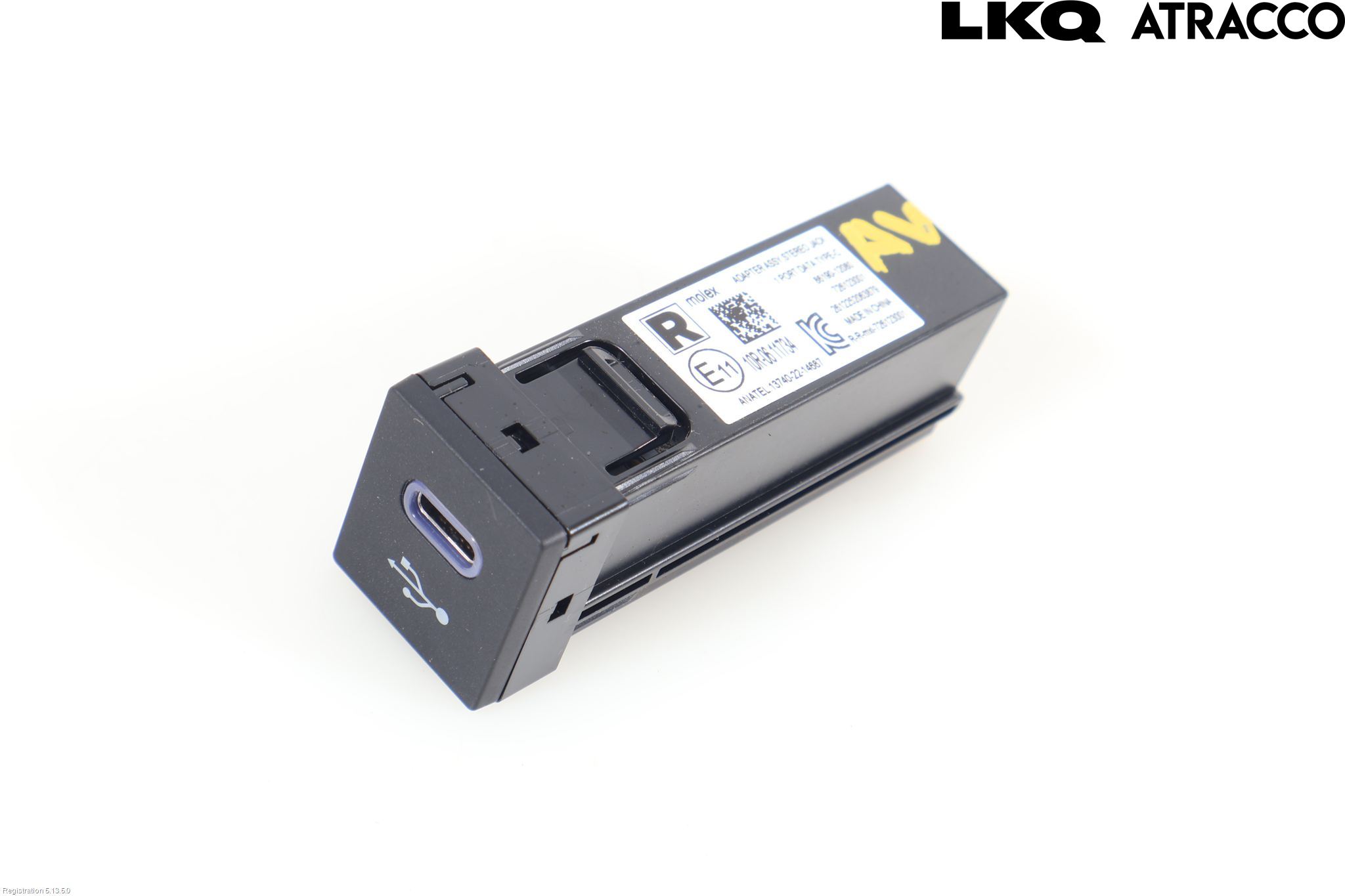 Toyota bZ4X EA10 22- Usb Connection