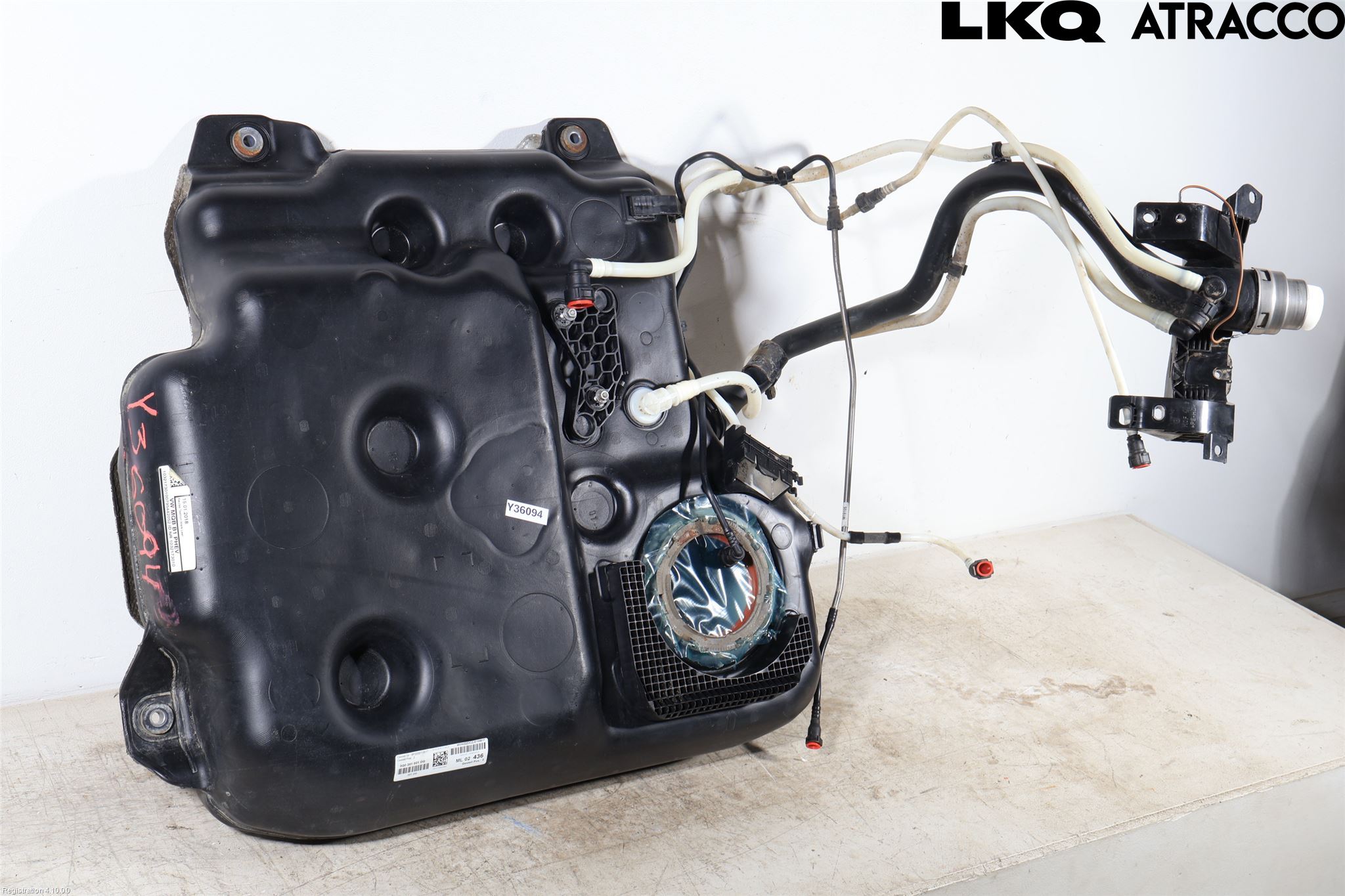 Volkswagen VW PASSAT 15-19 Bränsletank