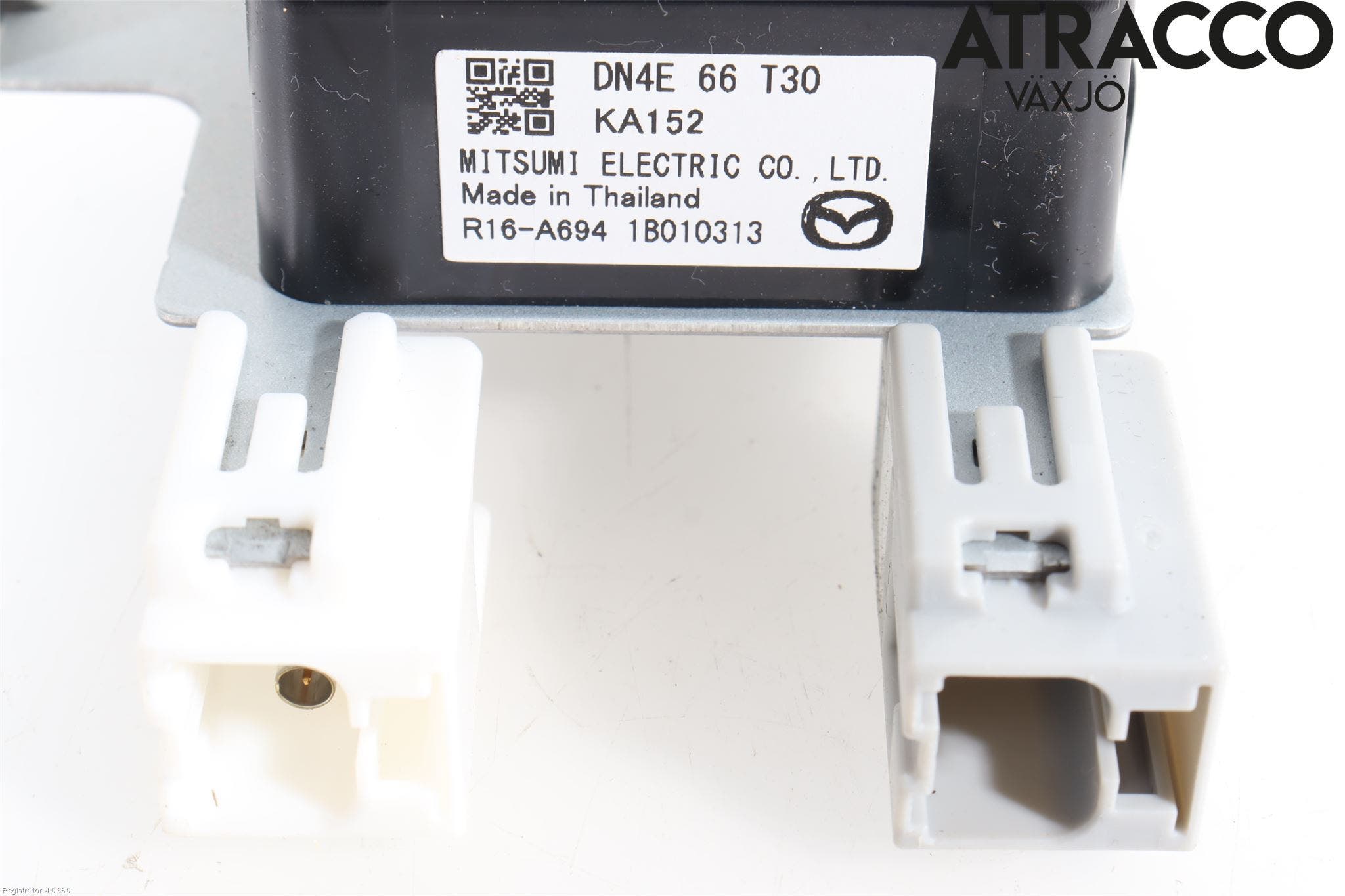 Mazda MX-30 20- Antenn El