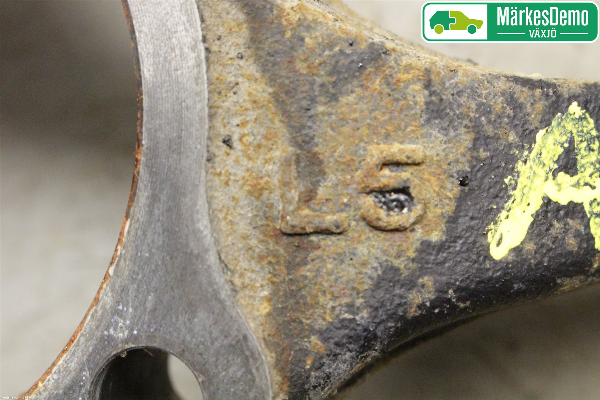 Suzuki SWIFT 17-24 Styrspindel Lagerhus Vä