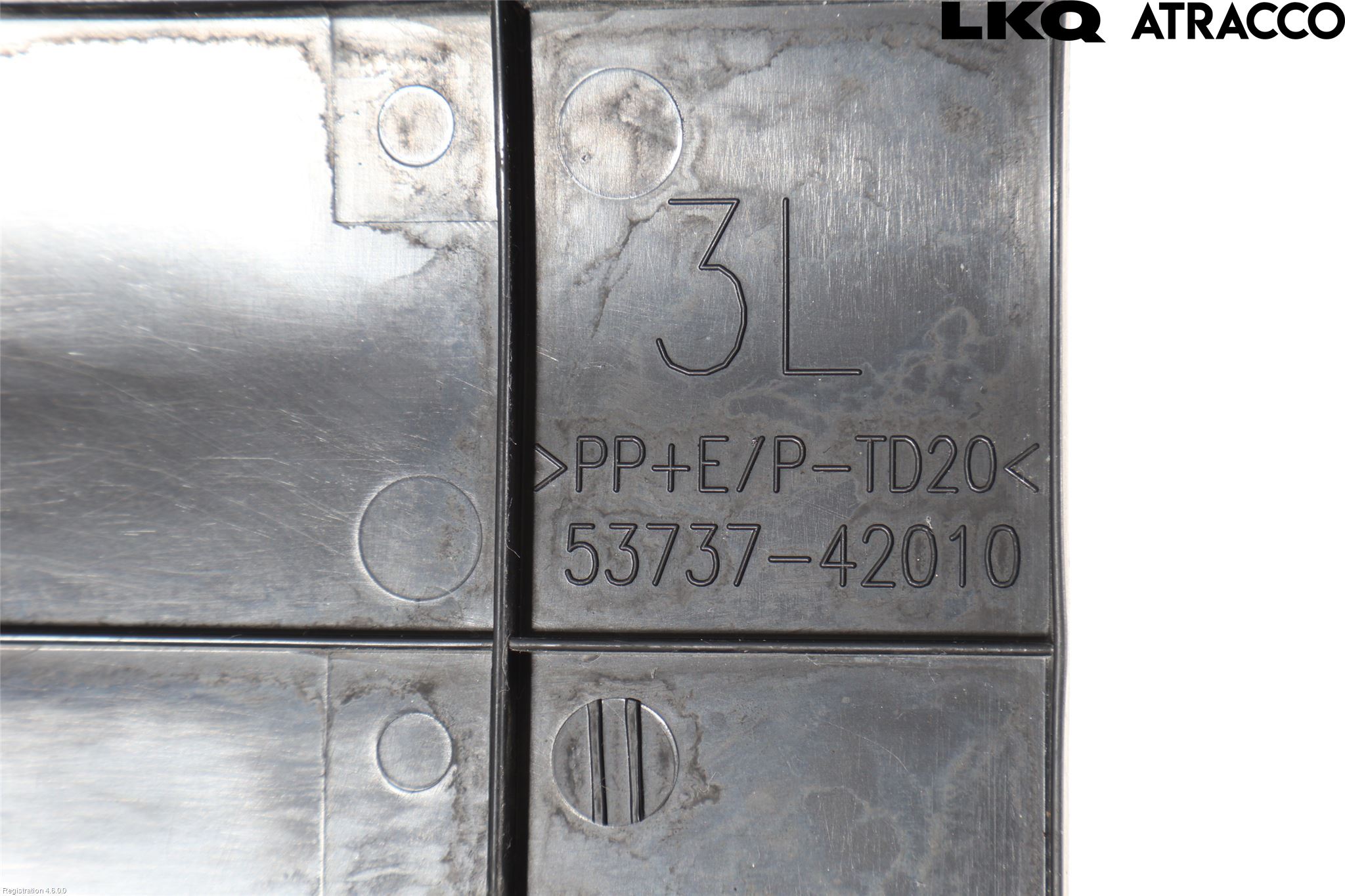 Toyota RAV4 19- Hasplåt Plåt-Plast