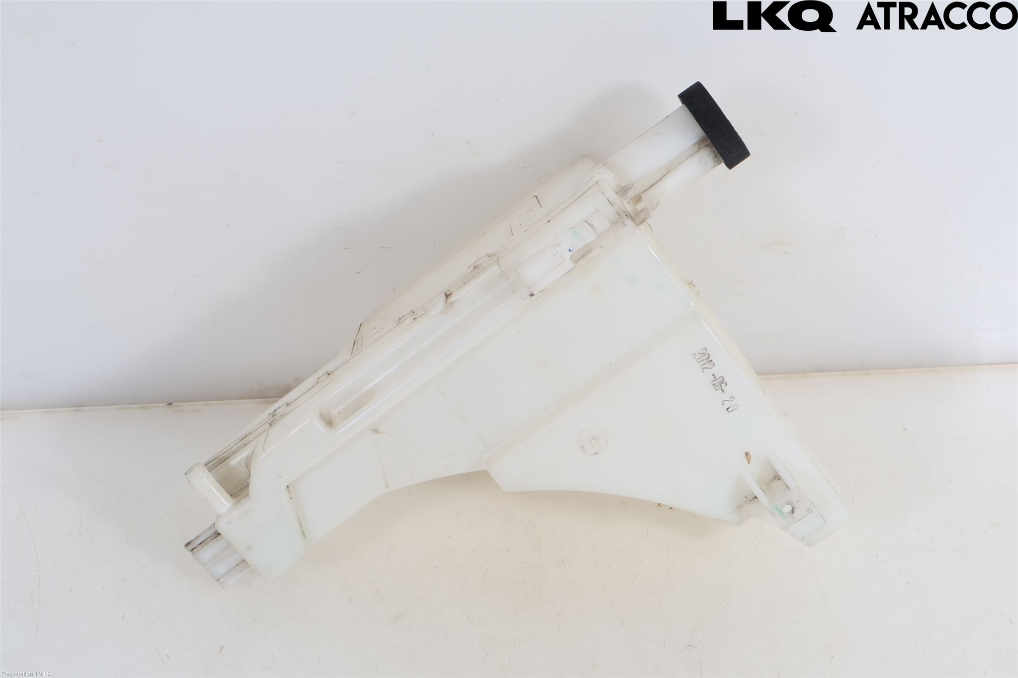 Nissan JUKE 10-14 Expansionstank