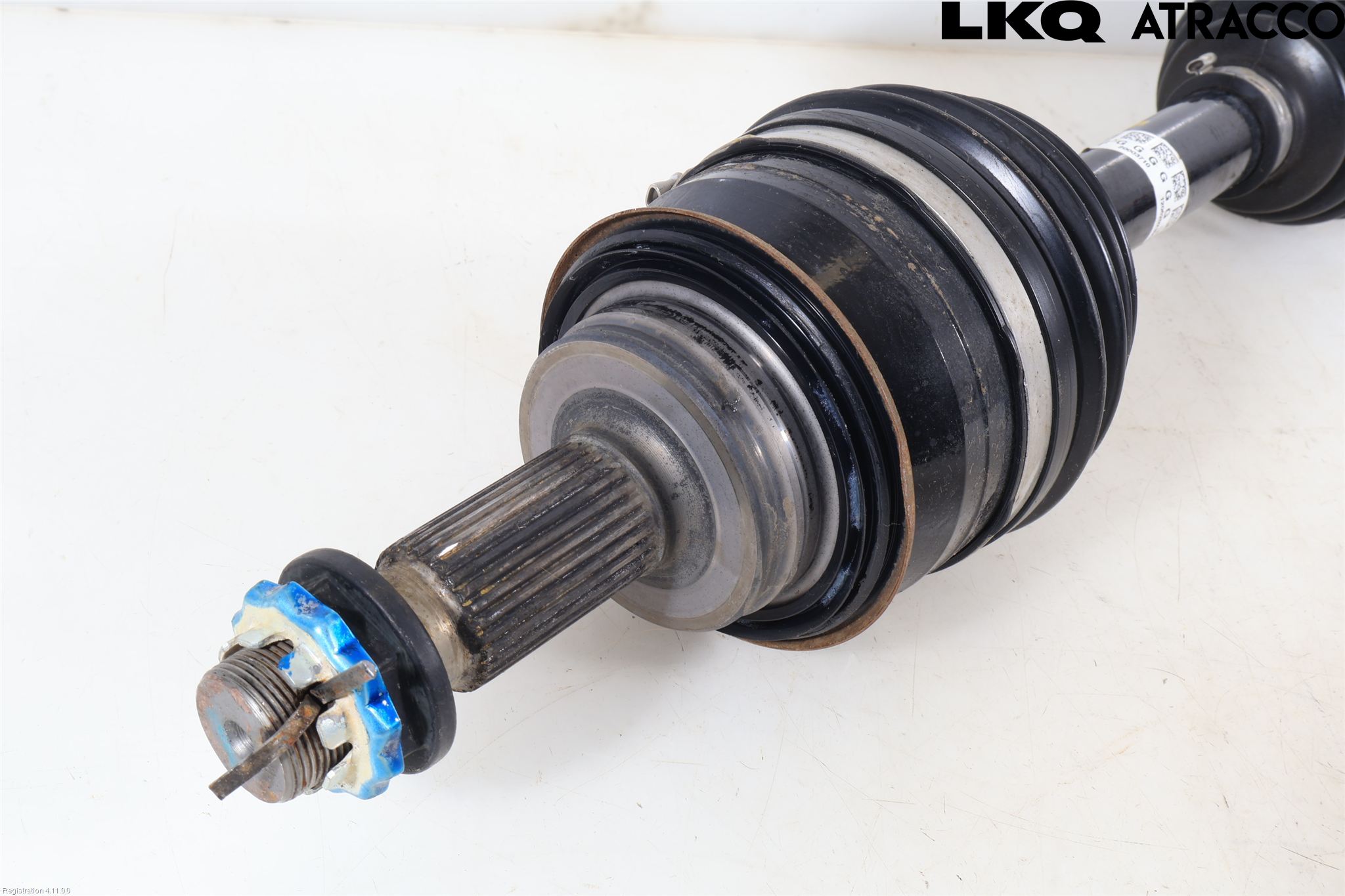 Toyota HILUX 16- Drivaxel Fram Höger