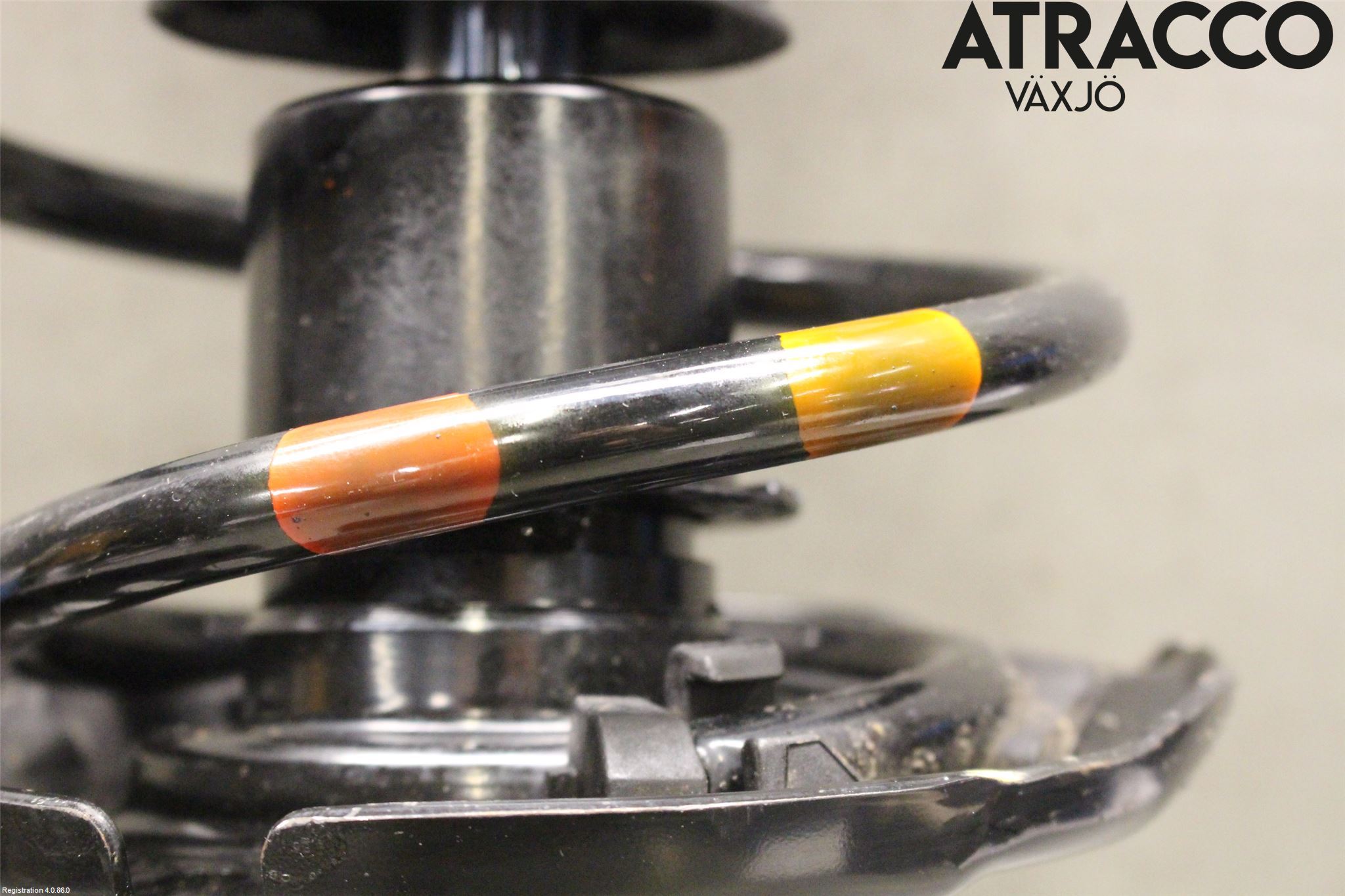 Mazda 3 IV 19- Fjäderben Fram Höger