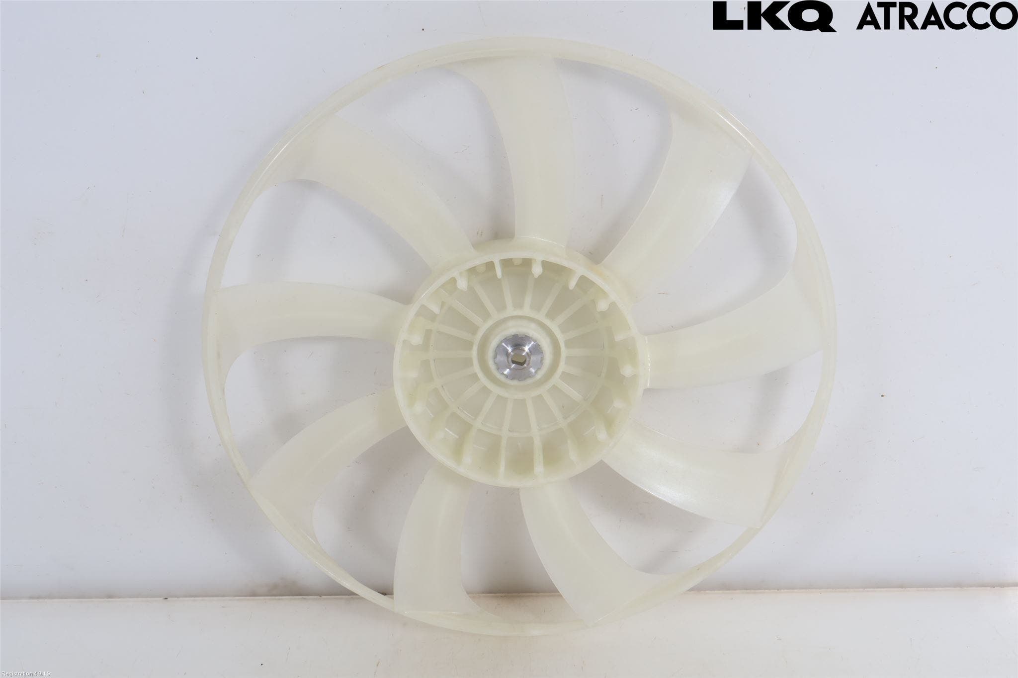 Toyota COROLLA 19- Kylfläkt-Vinge