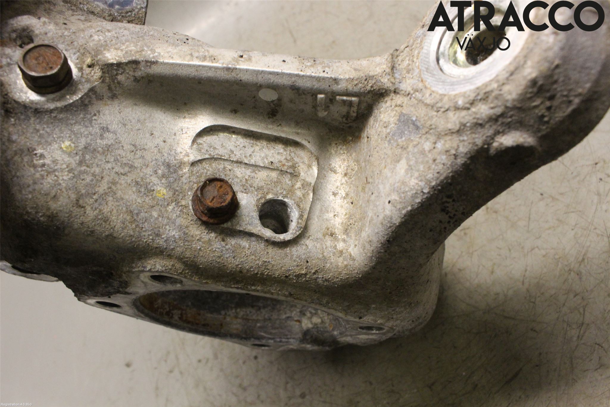 Lexus CT 200h Styrspindel Lagerhus Vä