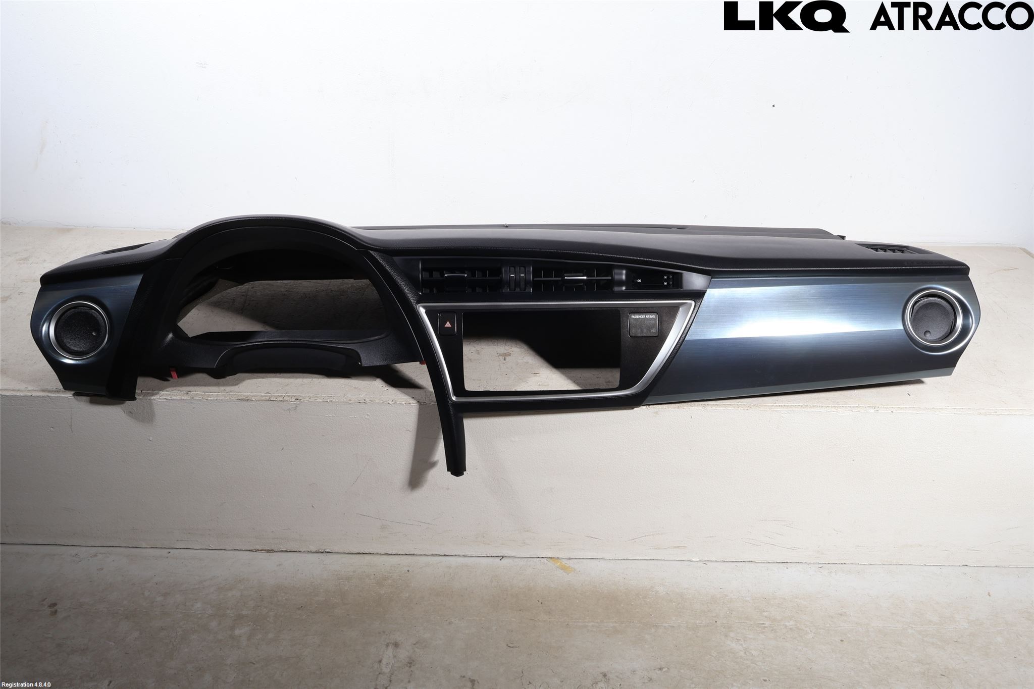 Toyota AURIS 13-19 Instrumentbräda