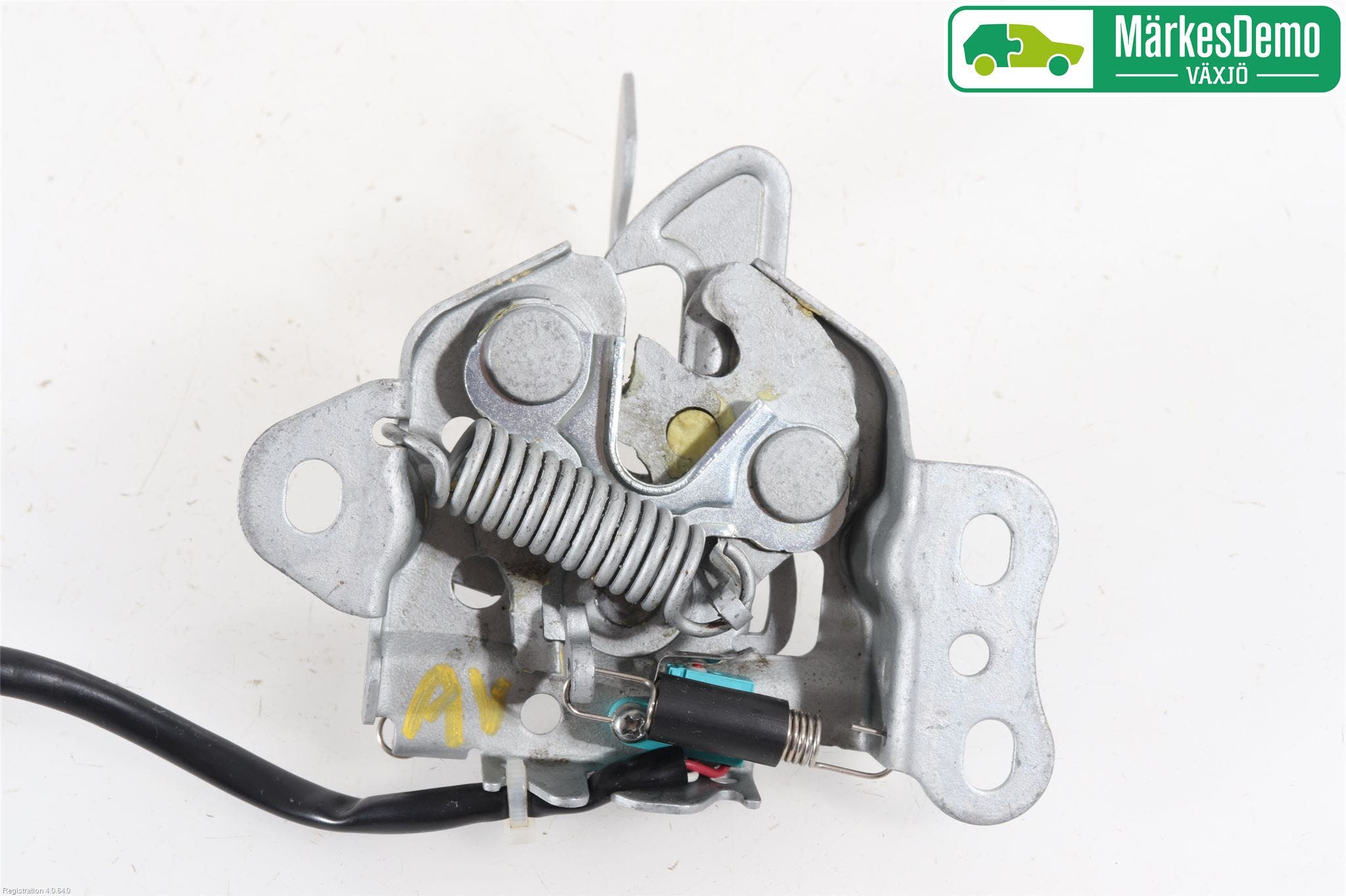 Suzuki VITARA 15- Huvlås