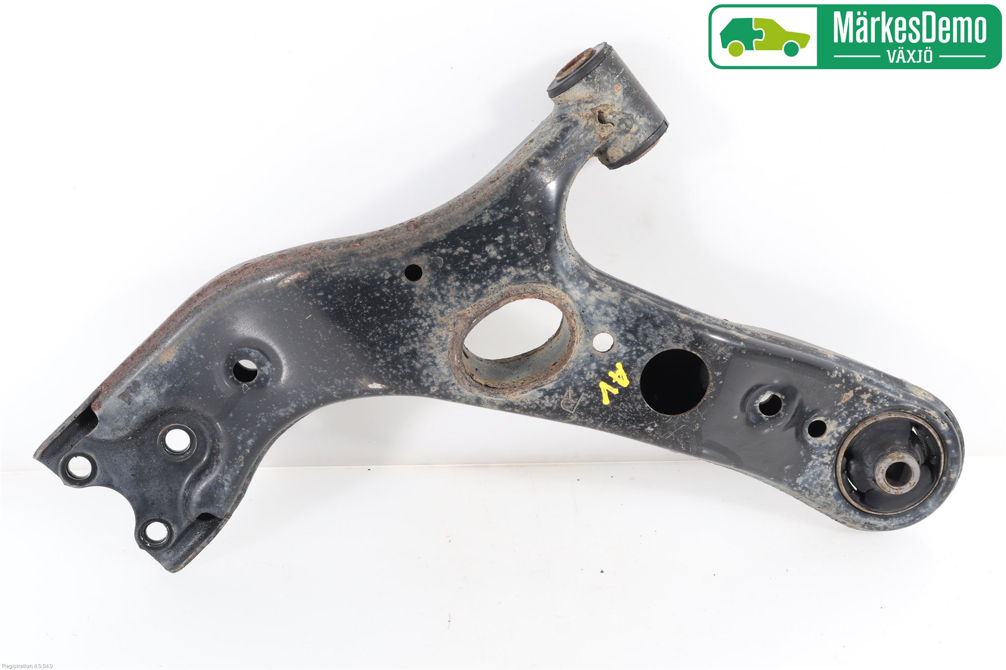 Toyota RAV4 13-18 Bärarm Fram Undre Hö