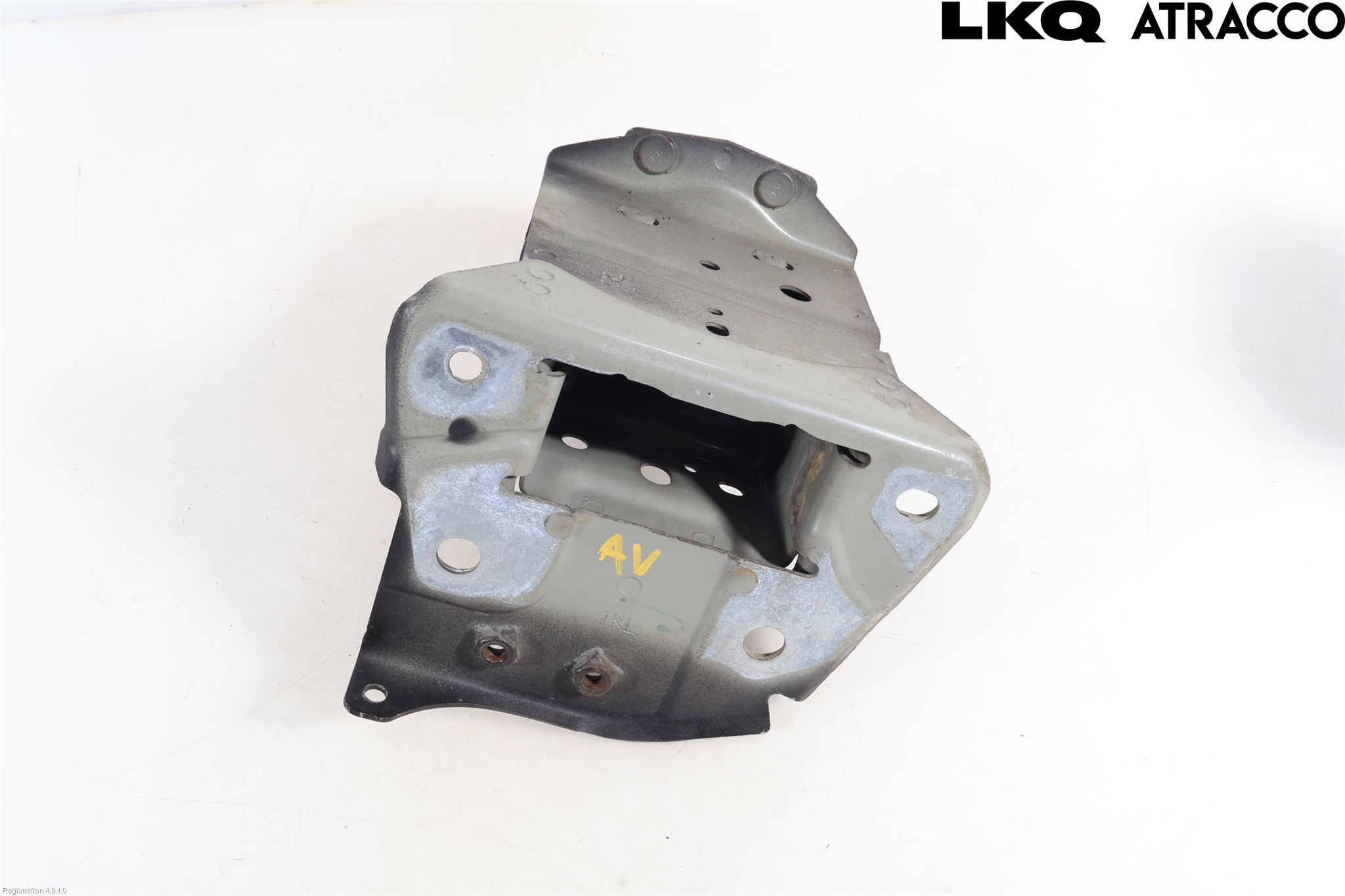 Nissan JUKE 10-14 Stötfångarbärjärn Fram