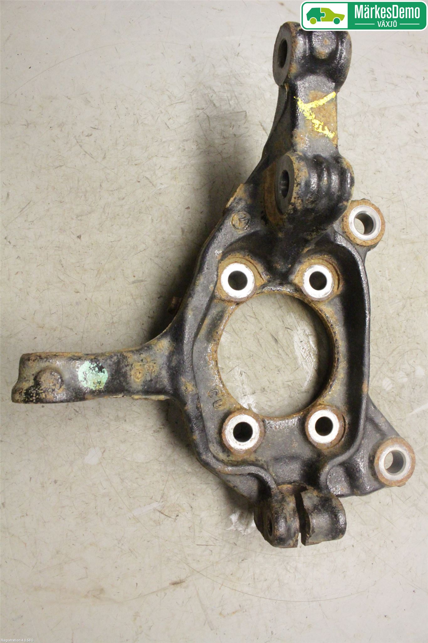 Mazda CX-3 Styrspindel Lagerhus Vä