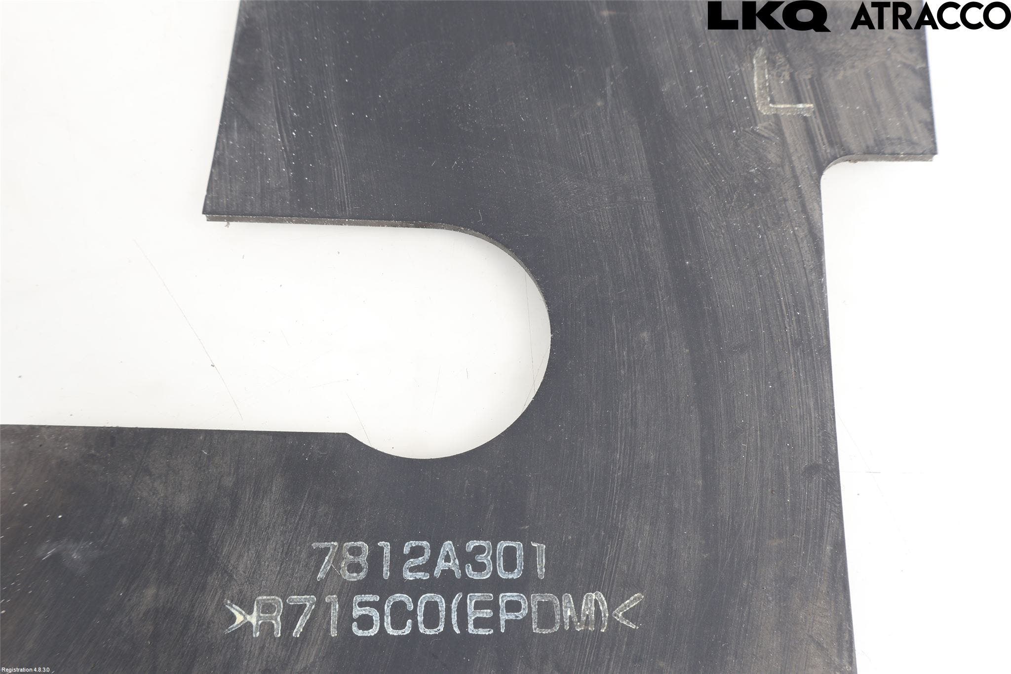 Mitsubishi OUTLANDER 13-21 Deflektor Plåt-Plast Kylning