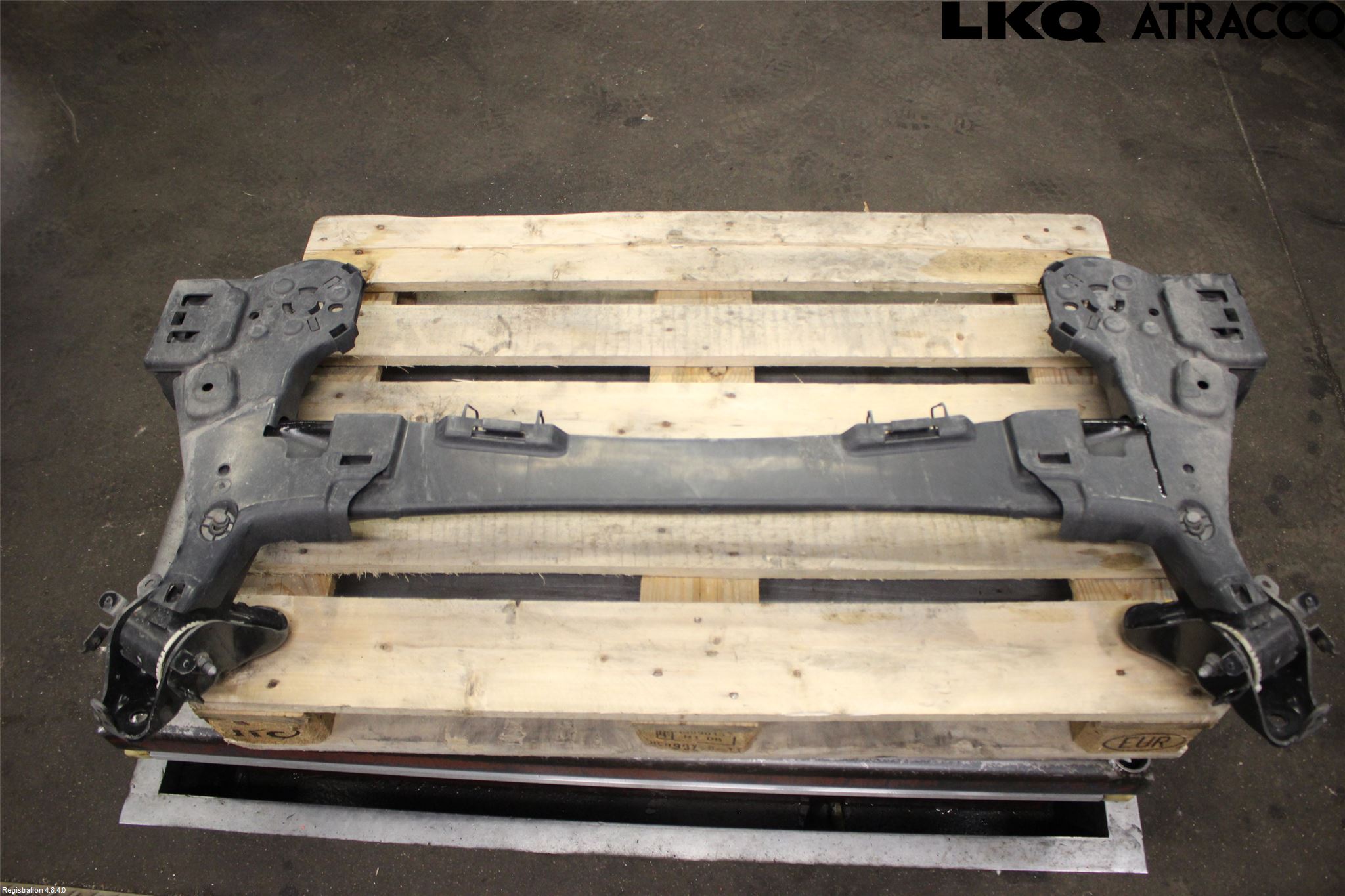 Peugeot 2008/E-2008 20- Bakaxelbalk