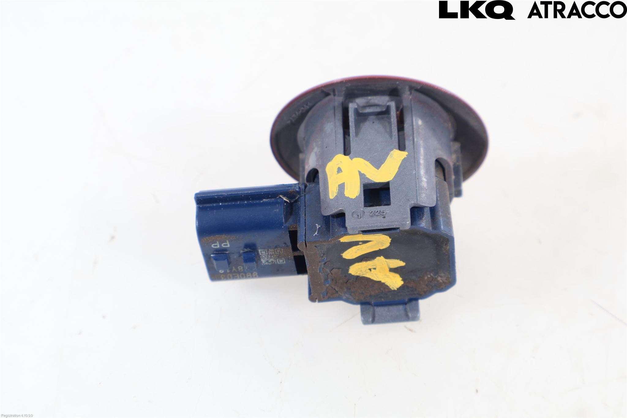 Mitsubishi OUTLANDER 13-21 Parkeringshjälp Frontsensor