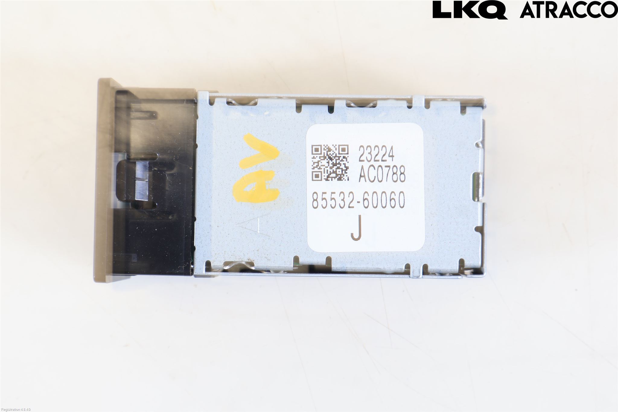 Toyota bZ4X EA10 22- Usb Connection