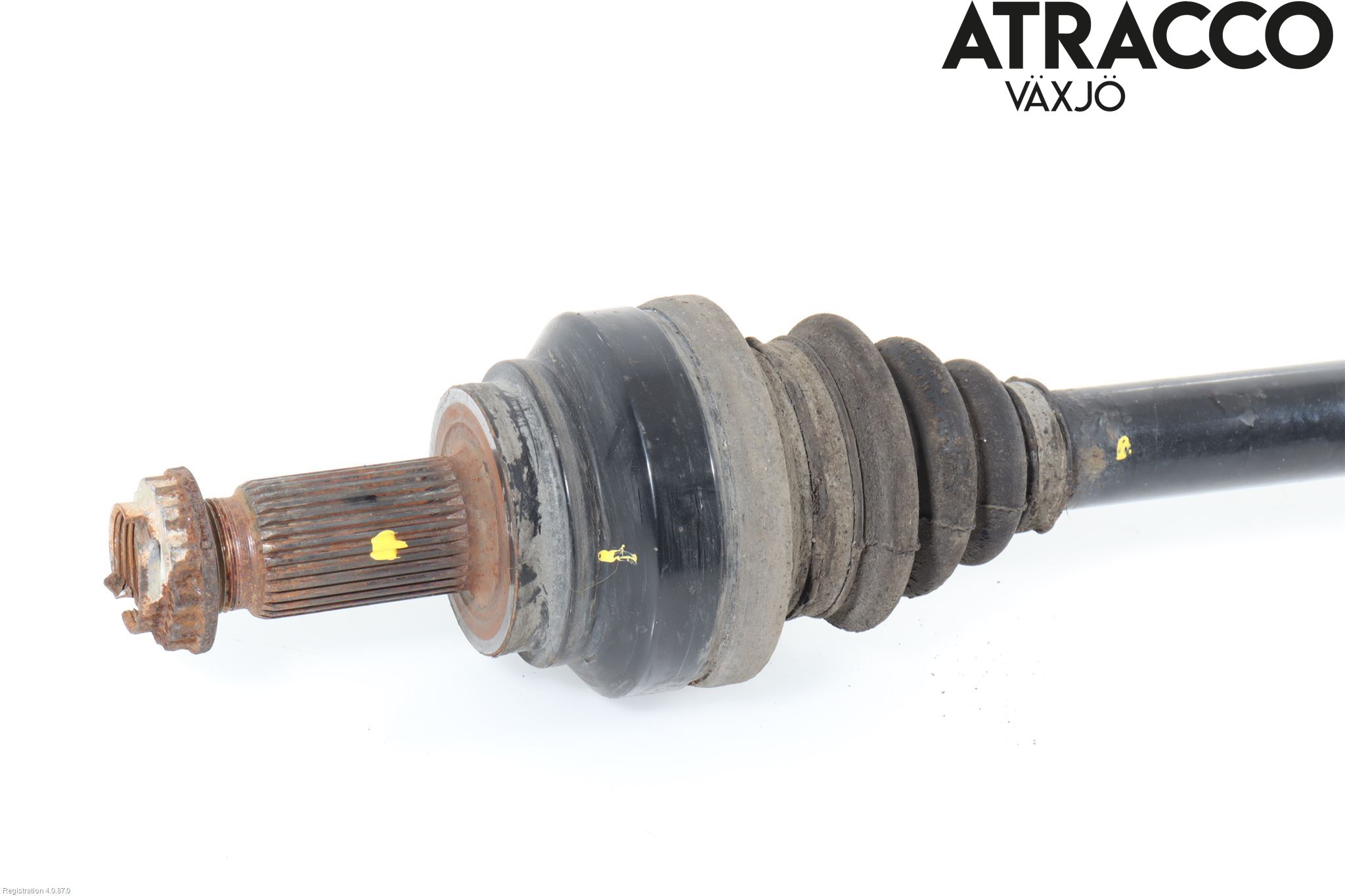 BMW 5 F10/F11/F18 09-17 Drivaxel Bak Höger