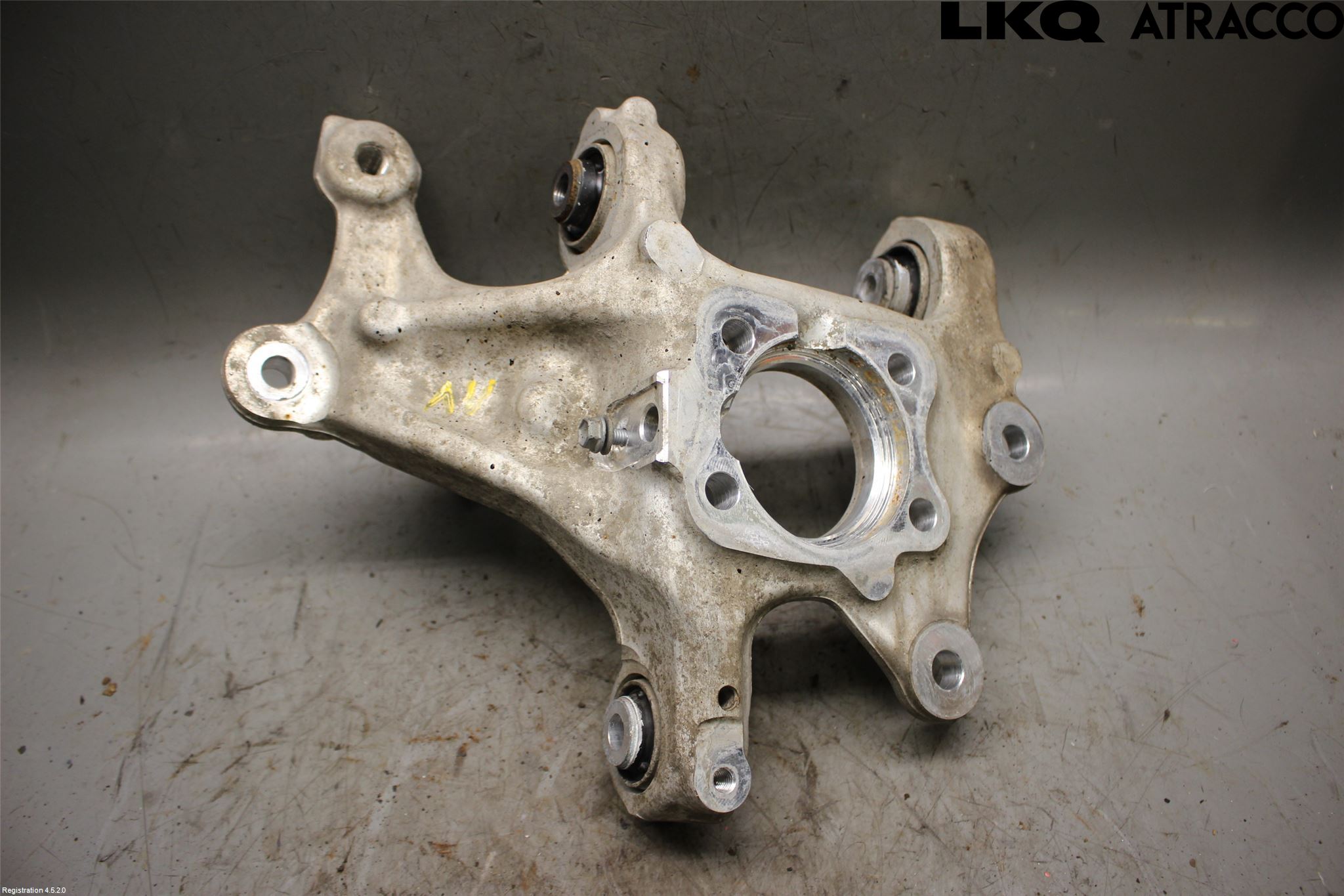 Toyota bZ4X EA10 22- Hjullagerhus-Spindel Hö B