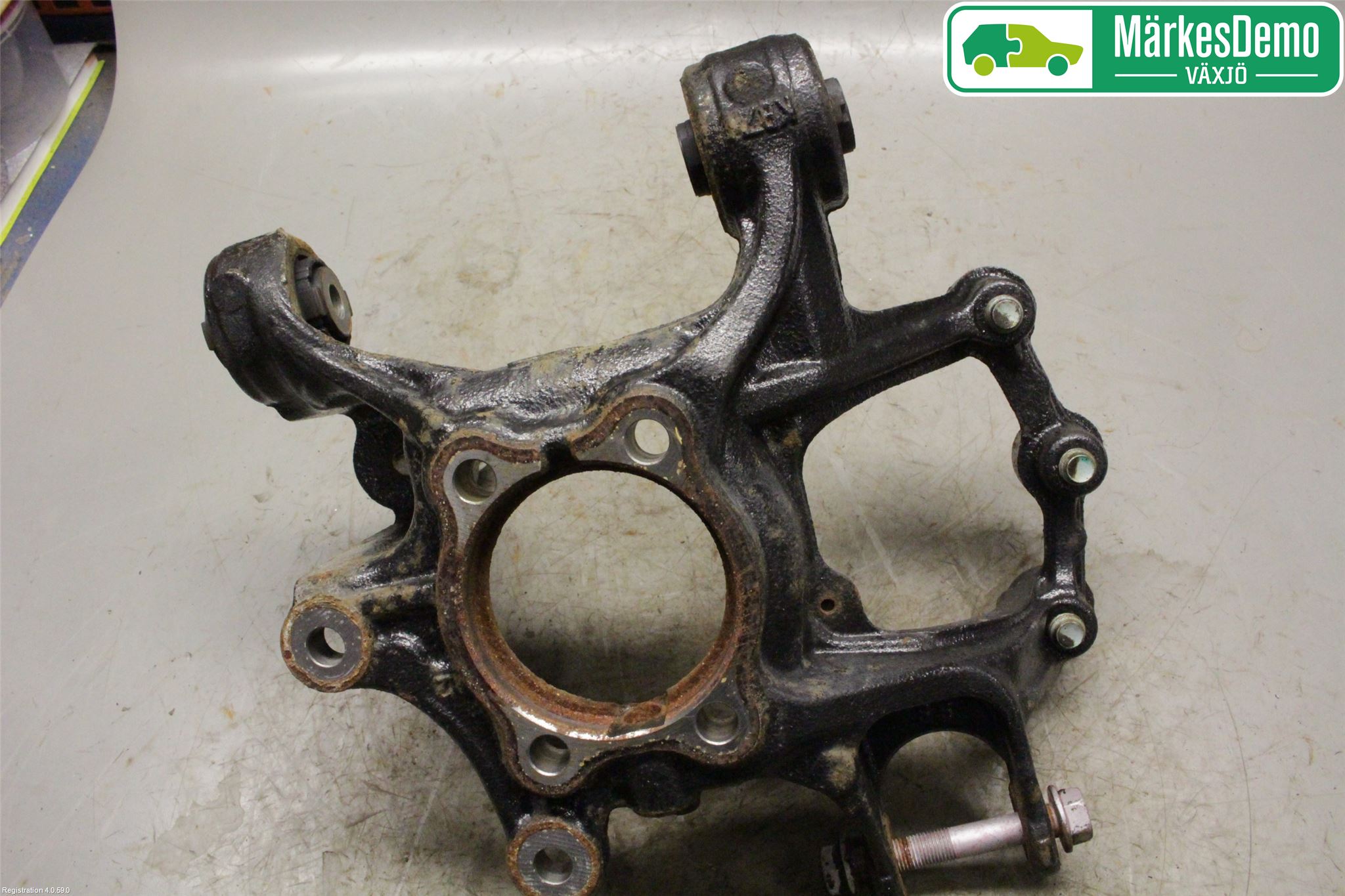 Mazda CX-5 17- Hjullagerhus-Spindel Vä B