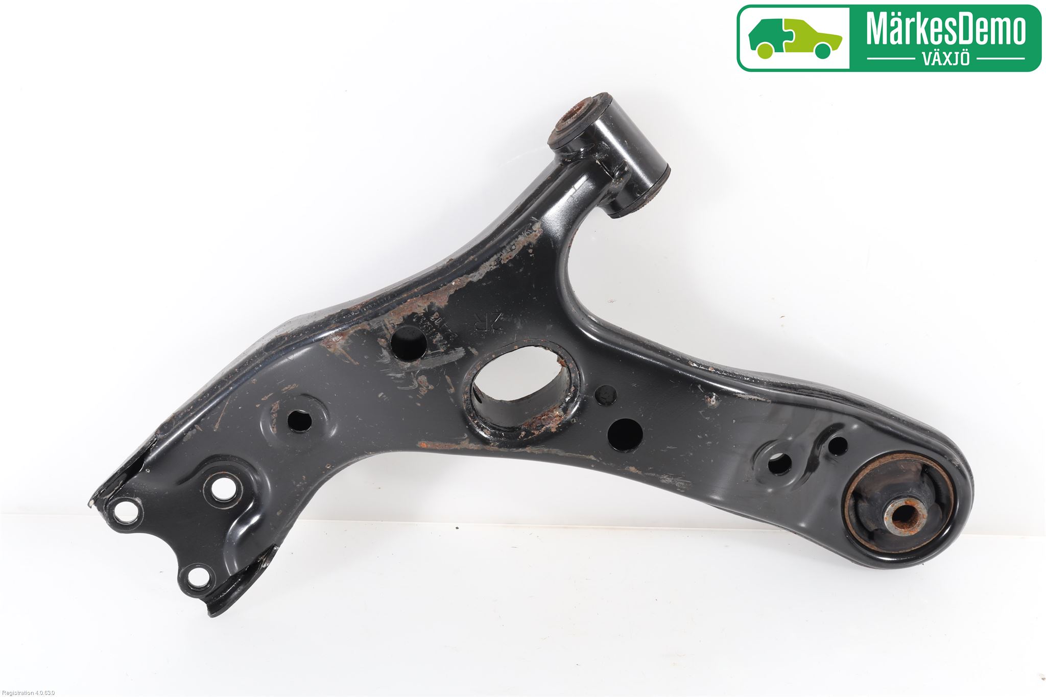 Toyota VERSO 09-18 Bärarm Fram Undre Hö
