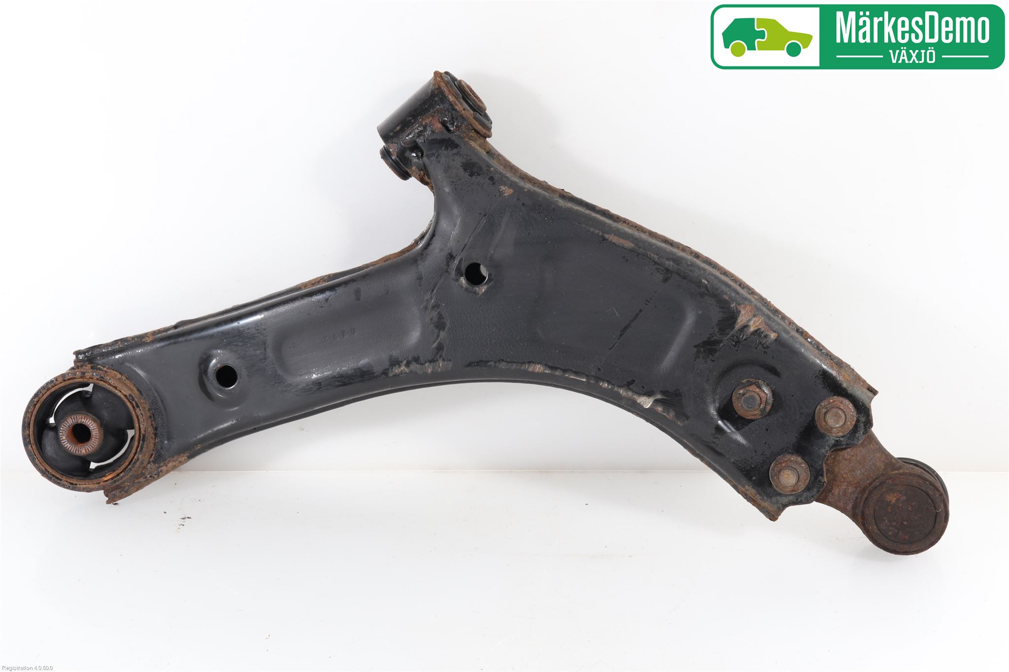 Hyundai H-1/STAREX 08-21 Bärarm Fram Undre Vä