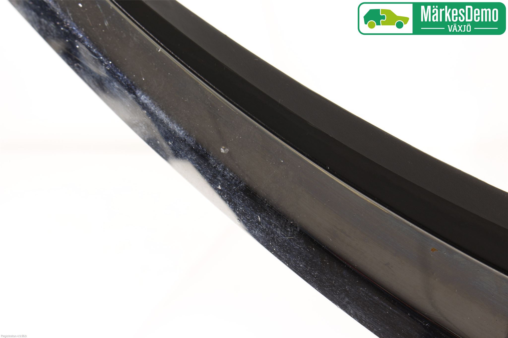 Saab 9-5     06-10 Strålkastarsarg Höger