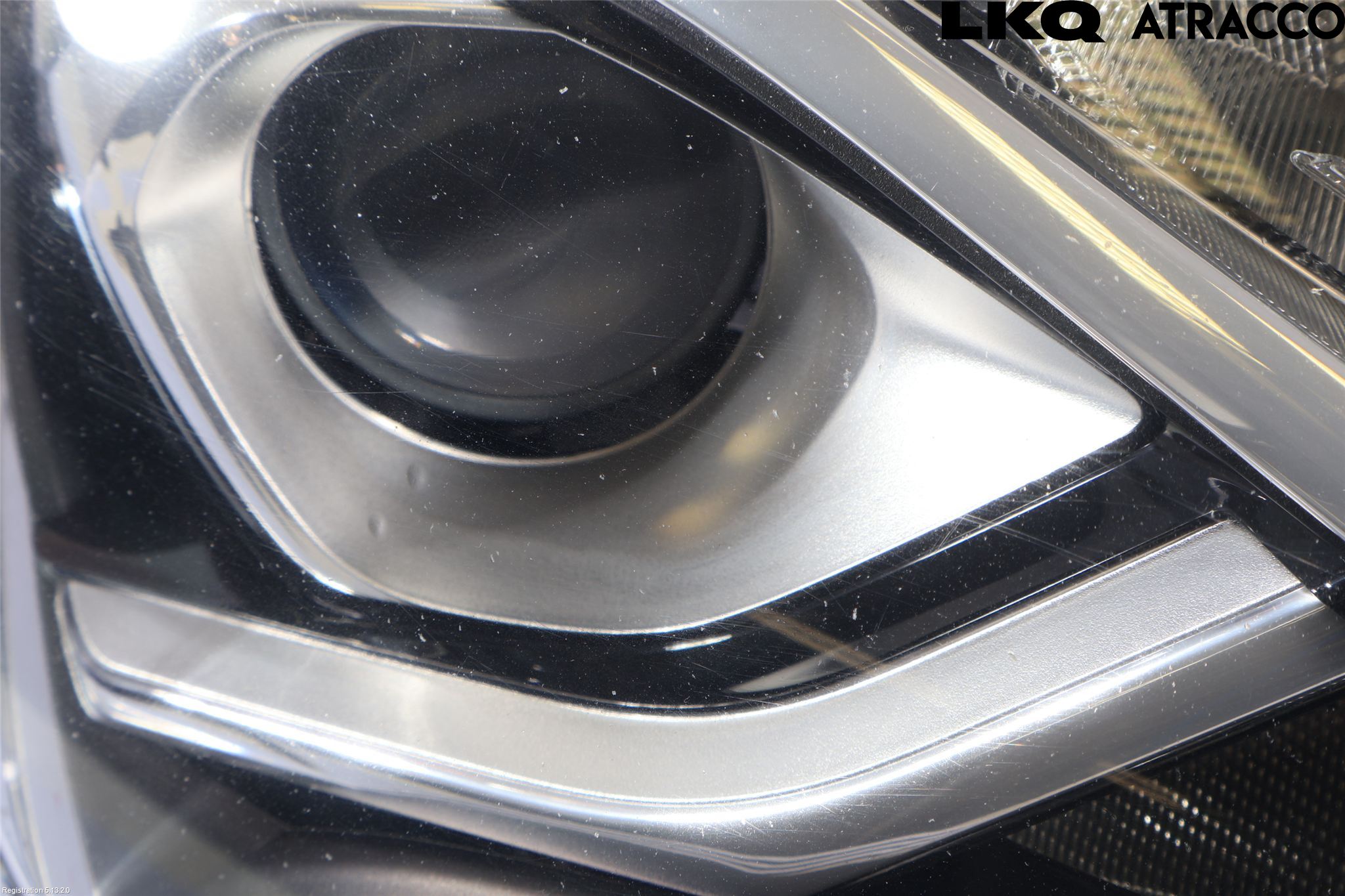 Toyota YARIS XP130 15-20 Strålkastare Höger