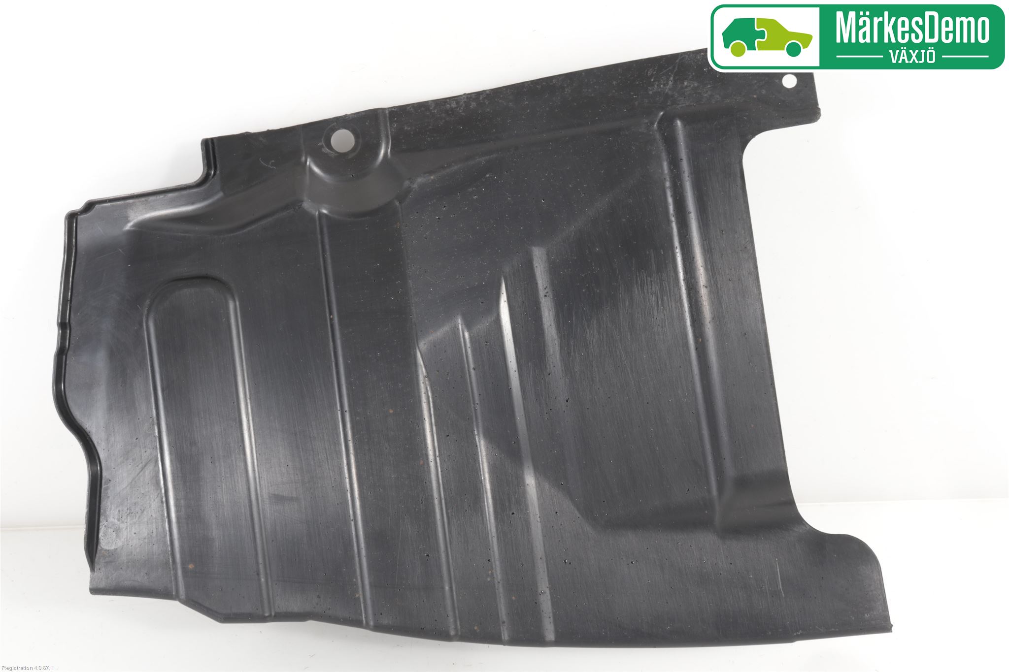 Toyota RAV4 13-18 Hasplåt Plåt-Plast