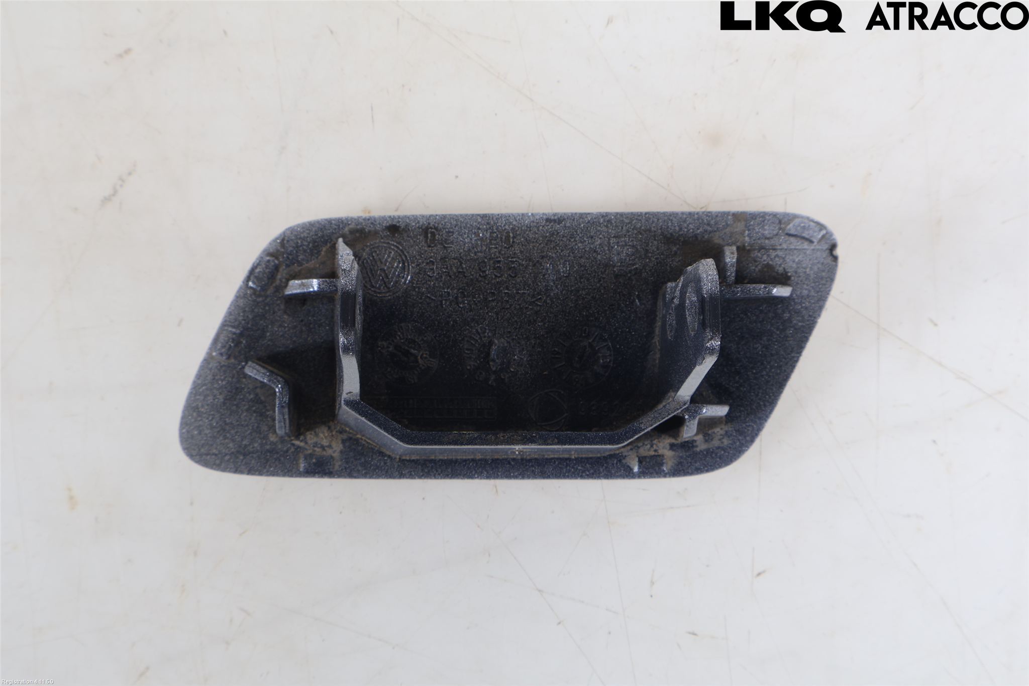 Volkswagen VW PASSAT 11-14 Stötfångardel Fram Hö
