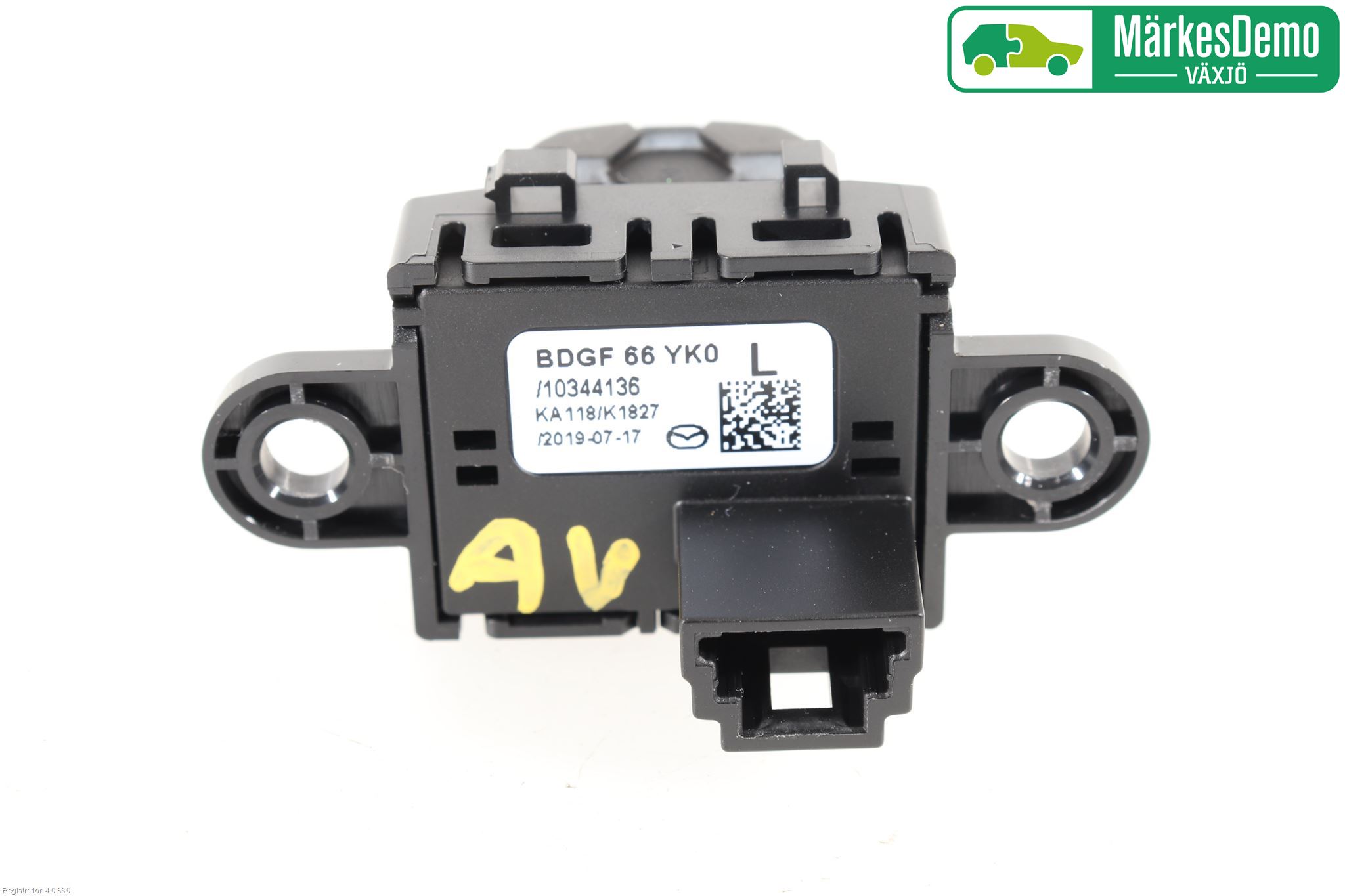 Mazda CX-30 20- Strömställare Övrigt