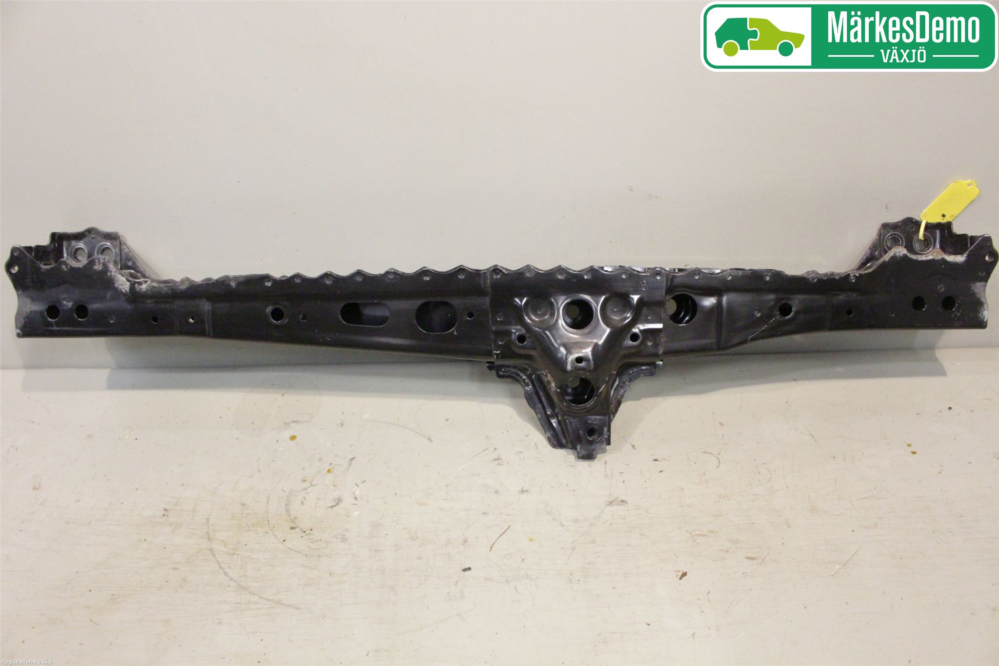 Toyota AURIS 13-19 Motorbalk