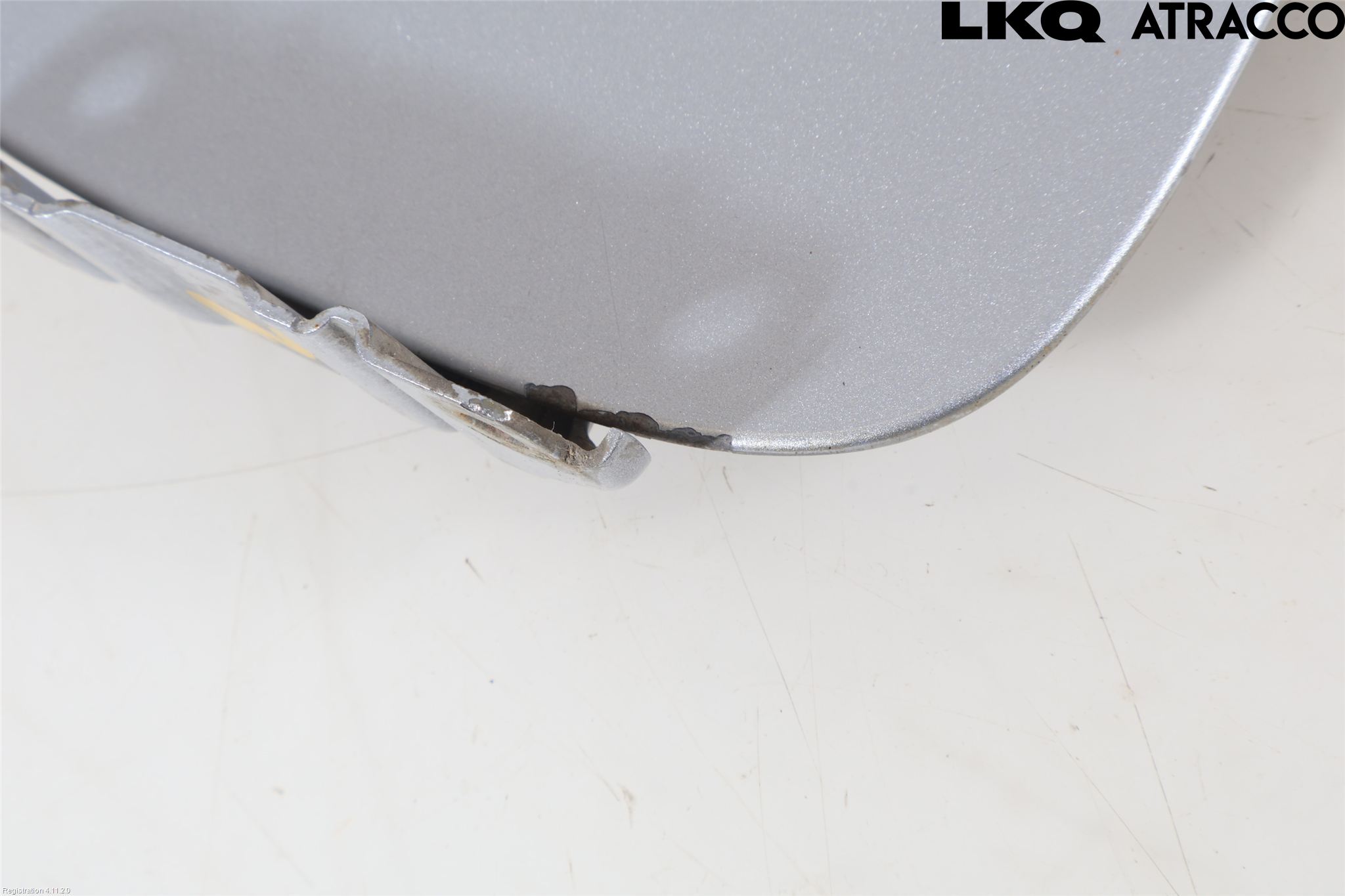Volkswagen VW CADDY      04-10 Tanklucka