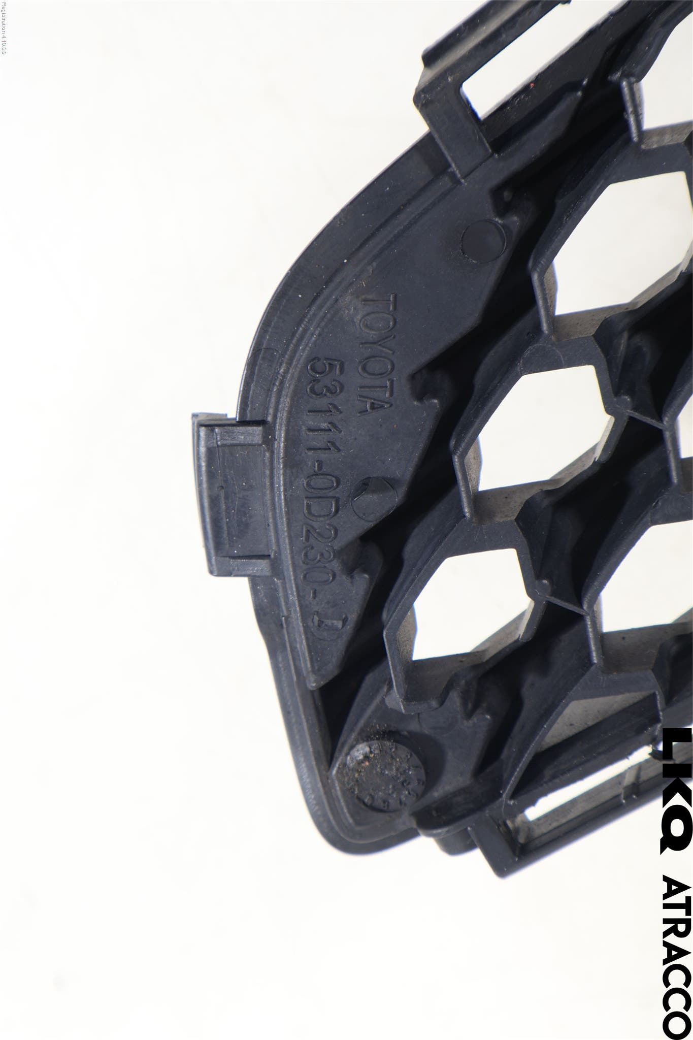 Toyota YARIS XP90 06-11 Grill Komp