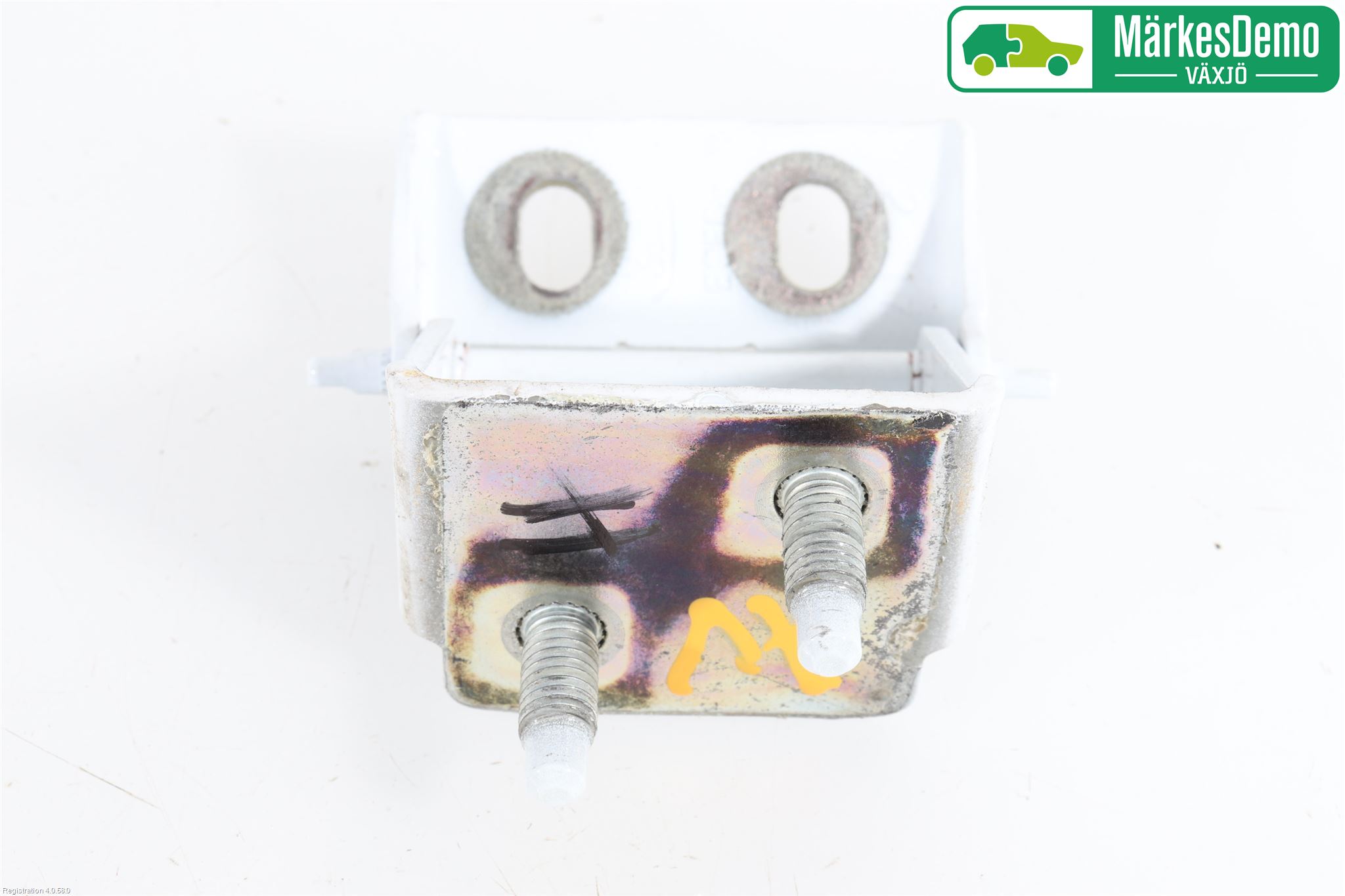 Ford FOCUS 15-18 Bakluckegångjärn Hö