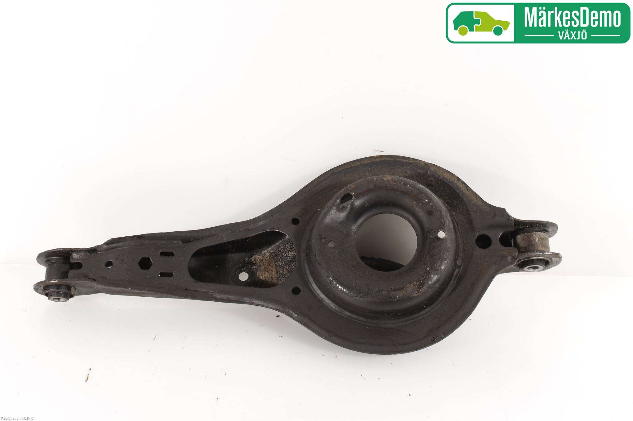 Ford FOCUS 15-18 Bärarm Bak Vänster